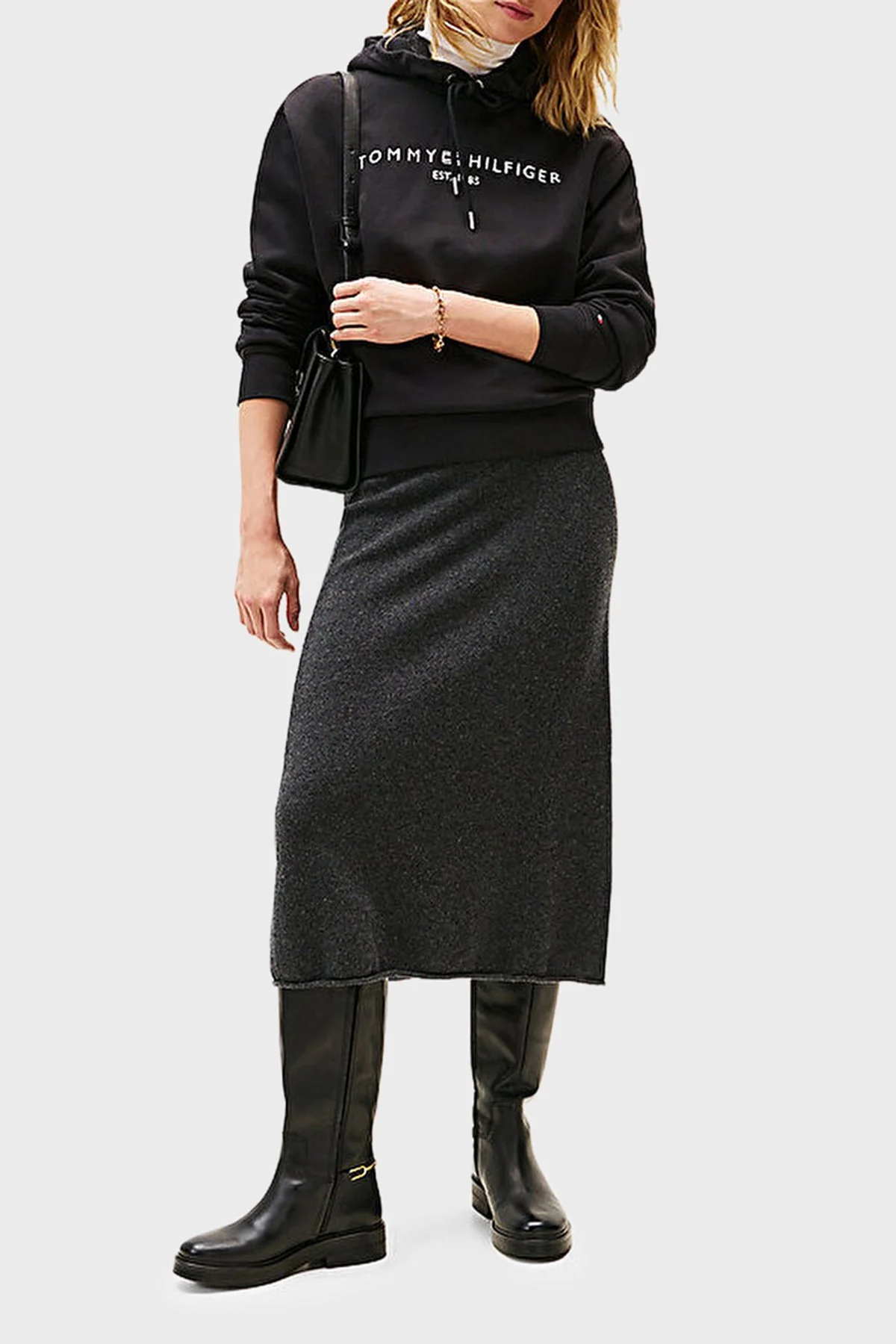 Tommy Hilfiger Logo İşlemeli Regular Fit Kapüşonlu Bayan Sweat WW0WW43598 BDS SİYAH - 2