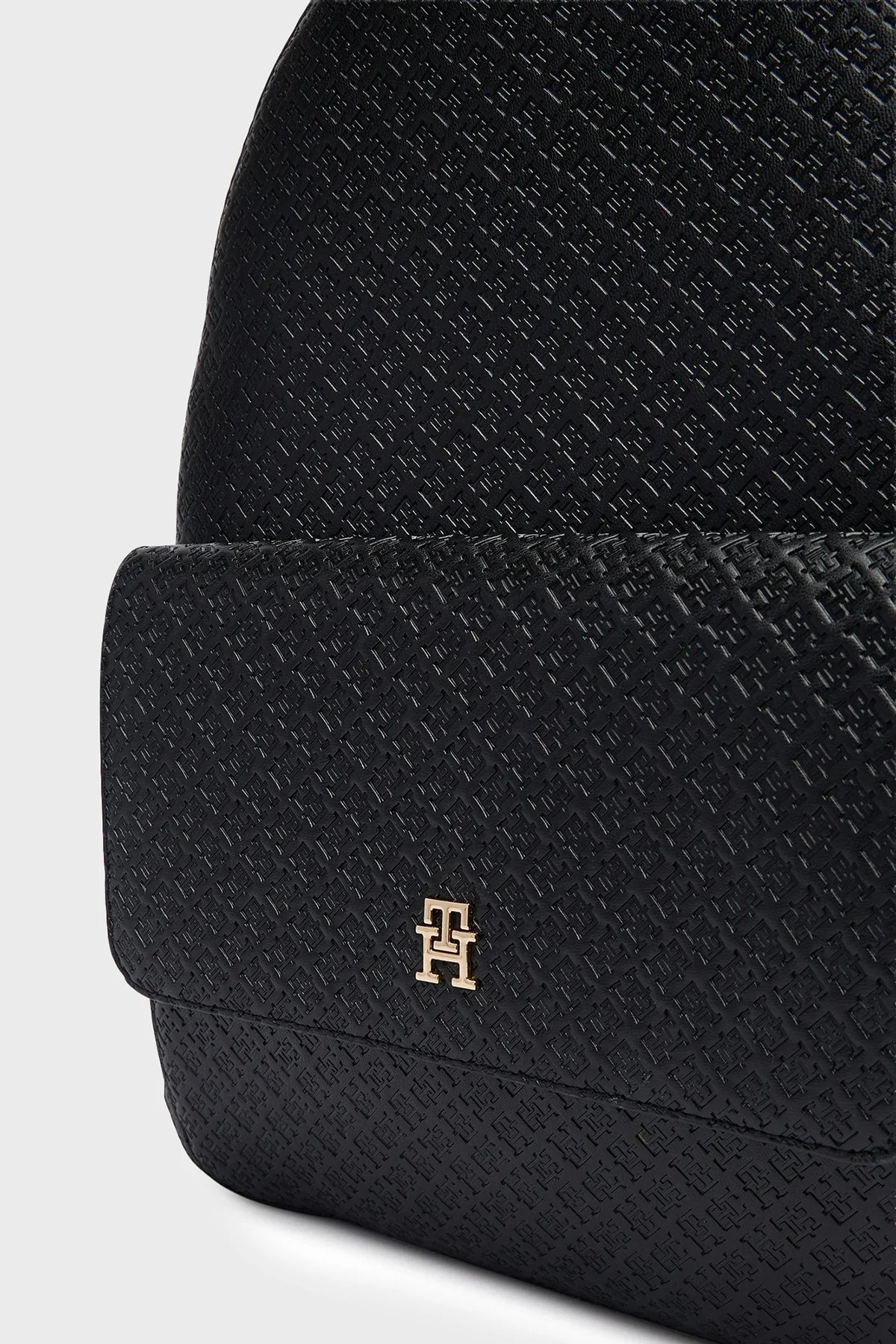 Tommy Hilfiger Logo Monogramlı Ayarlanabilir Askılı Kadın Sırt Çantası AW0AW19284 BDS Siyah - 3
