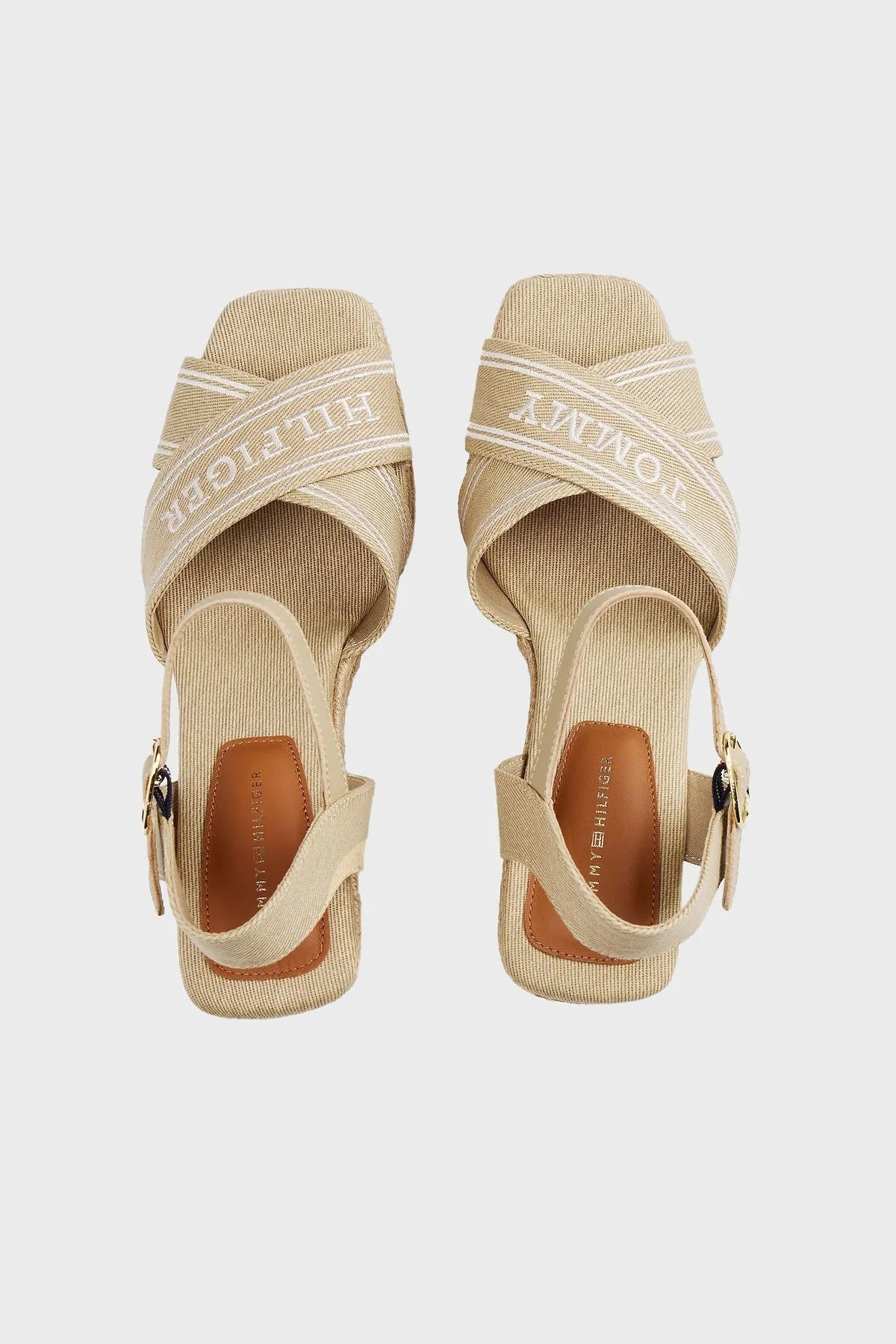 Tommy Hilfiger Logolu % 100 Pamuk Dolgu Topuklu Bayan Sandalet FW0FW08668 ACC BEJ - 4