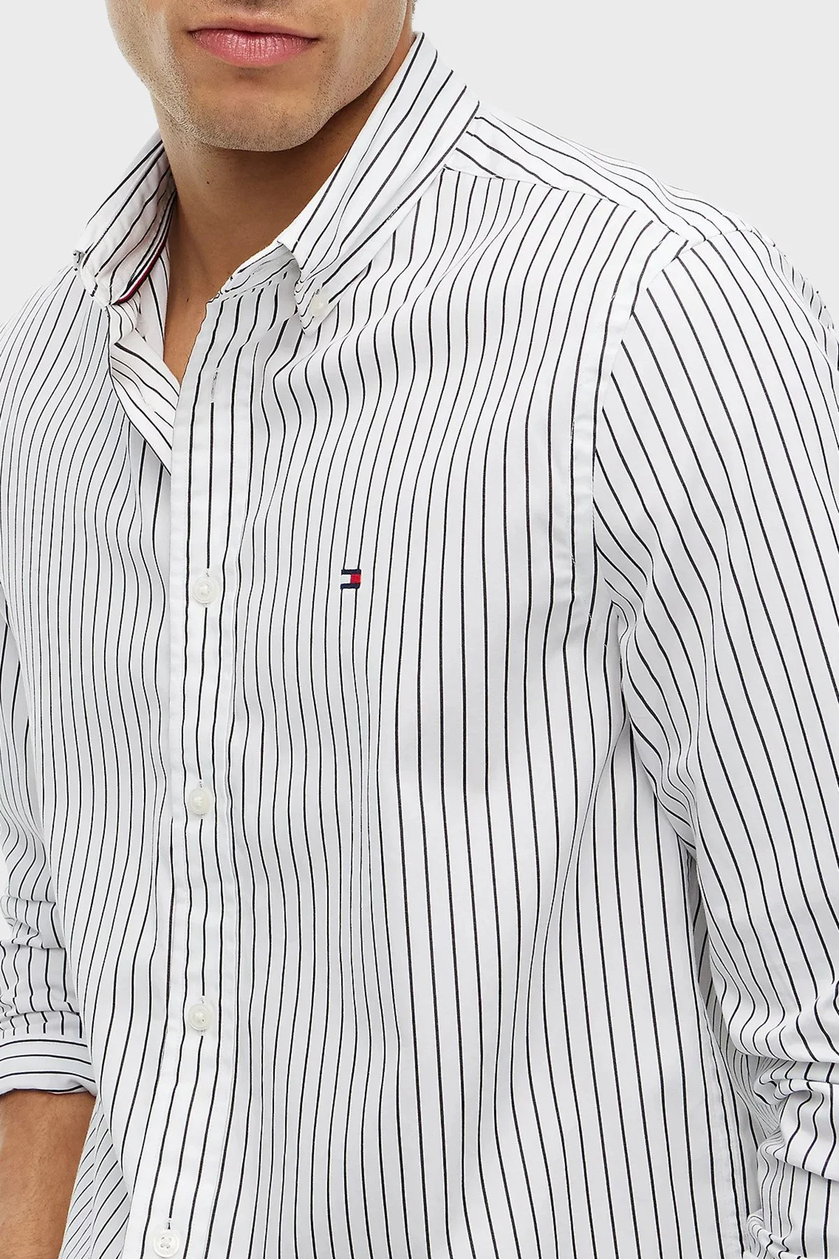 Tommy Hilfiger Logolu % 100 Pamuk Düğmeli Erkek Gömlek MW0MW44571 0FA Beyaz - 4