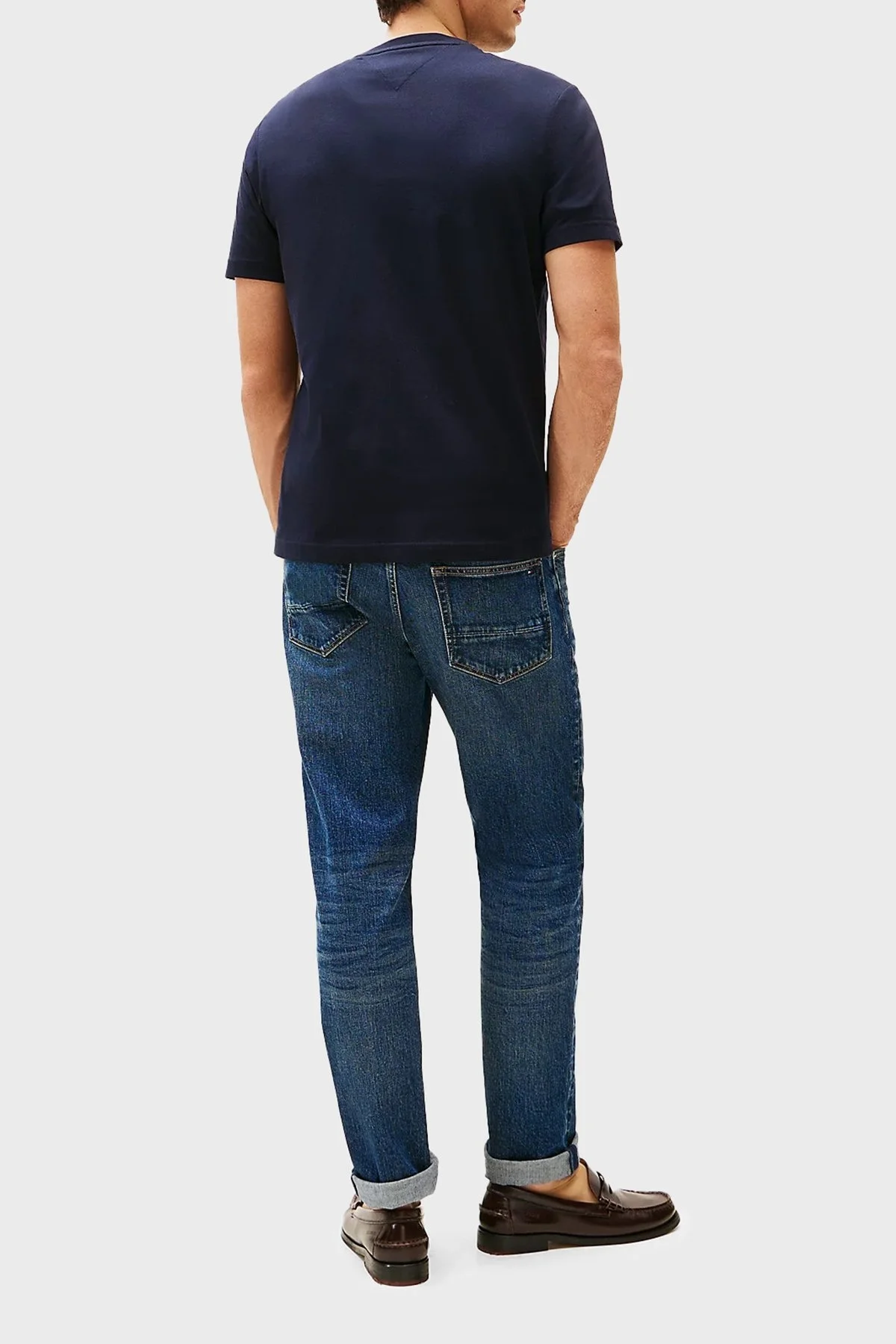Tommy Hilfiger Logolu % 100 Pamuk Regular Fit Bisiklet Yaka Erkek T Shirt MW0MW38636 DW5 LACİVERT - 8