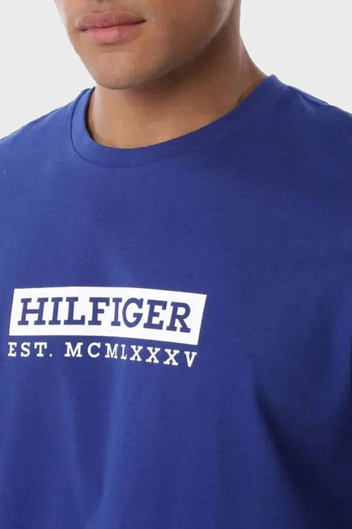 Tommy Hilfiger Logolu % 100 Pamuk Regular Fit Bisiklet Yaka Erkek T Shirt MW0MW39149 D03 SAKS - 9