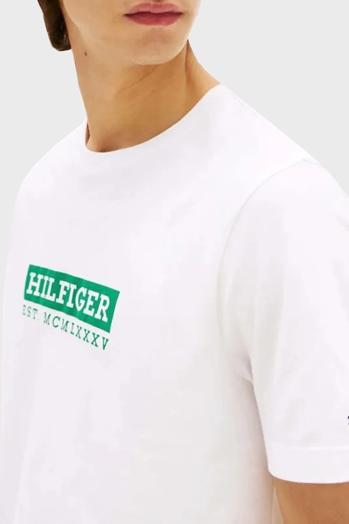 Tommy Hilfiger Logolu % 100 Pamuk Regular Fit Bisiklet Yaka Erkek T Shirt MW0MW39149 YBR BEYAZ - 8