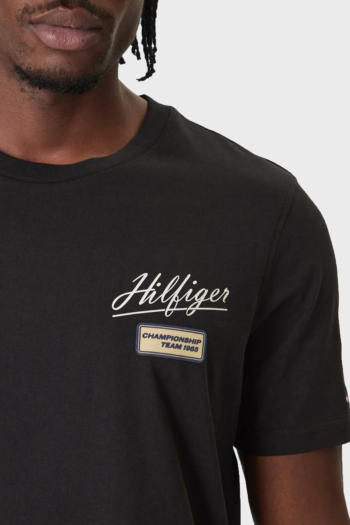 Tommy Hilfiger Logolu % 100 Pamuk Regular Fit Bisiklet Yaka Erkek T Shirt MW0MW41471 BDS SİYAH - 4
