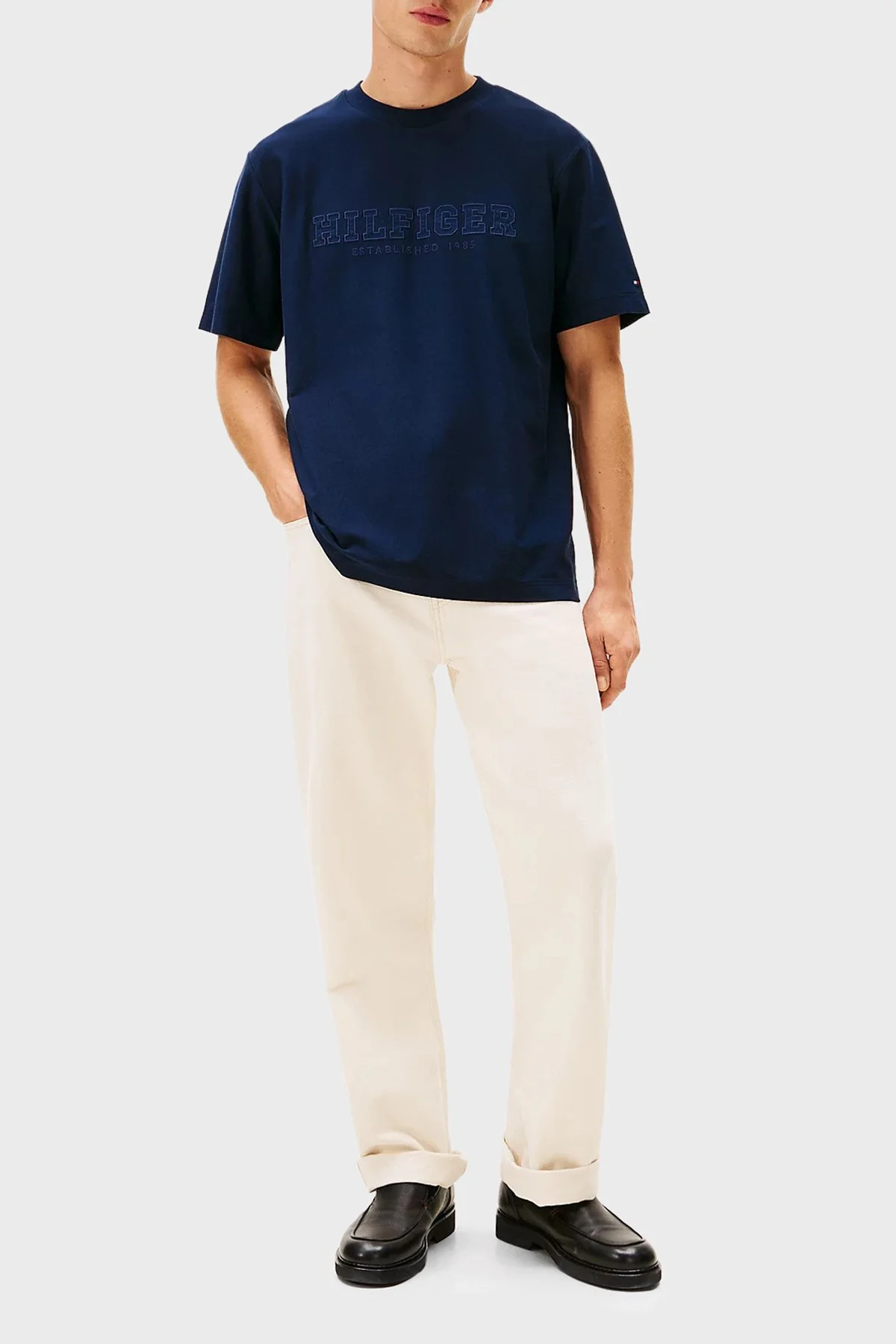 Tommy Hilfiger Logolu % 100 Pamuk Regular Fit Bisiklet Yaka Erkek T Shirt MW0MW41766 C1G LACİVERT - 2