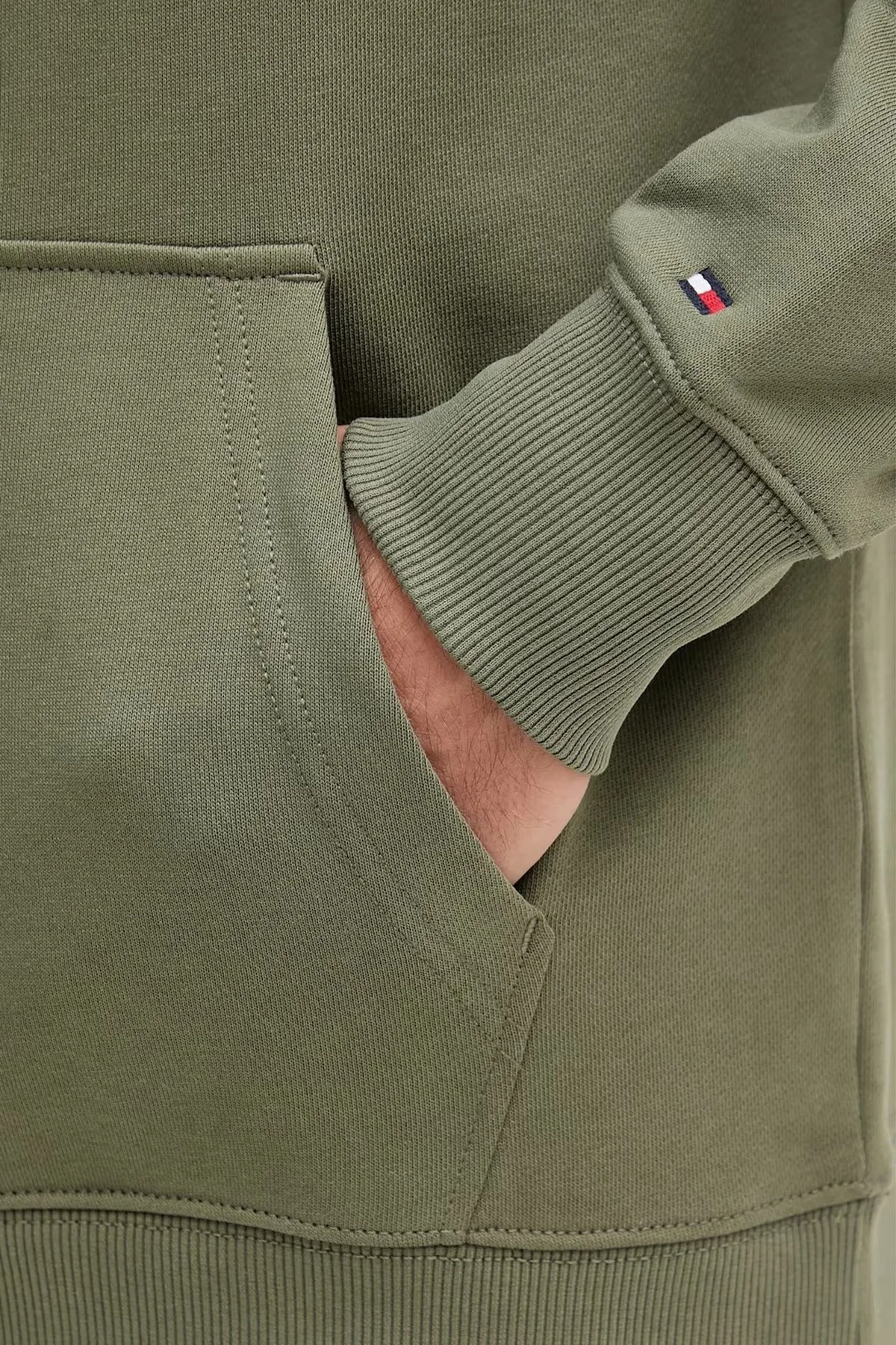 Tommy Hilfiger Logolu % 100 Pamuk Relaxed Fit Kapüşonlu Kanguru Cepli Erkek Sweat MW0MW40534 PLI YEŞİL - 4