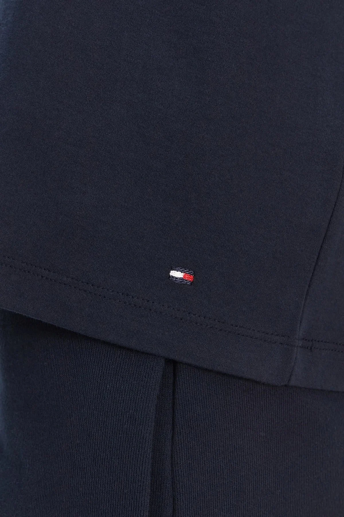 Tommy Hilfiger Logolu % 100 Pamuk Relaxed Fit Yuvarlak Yaka Bayan T Shirt WW0WW46113 C1G LACİVERT - 5