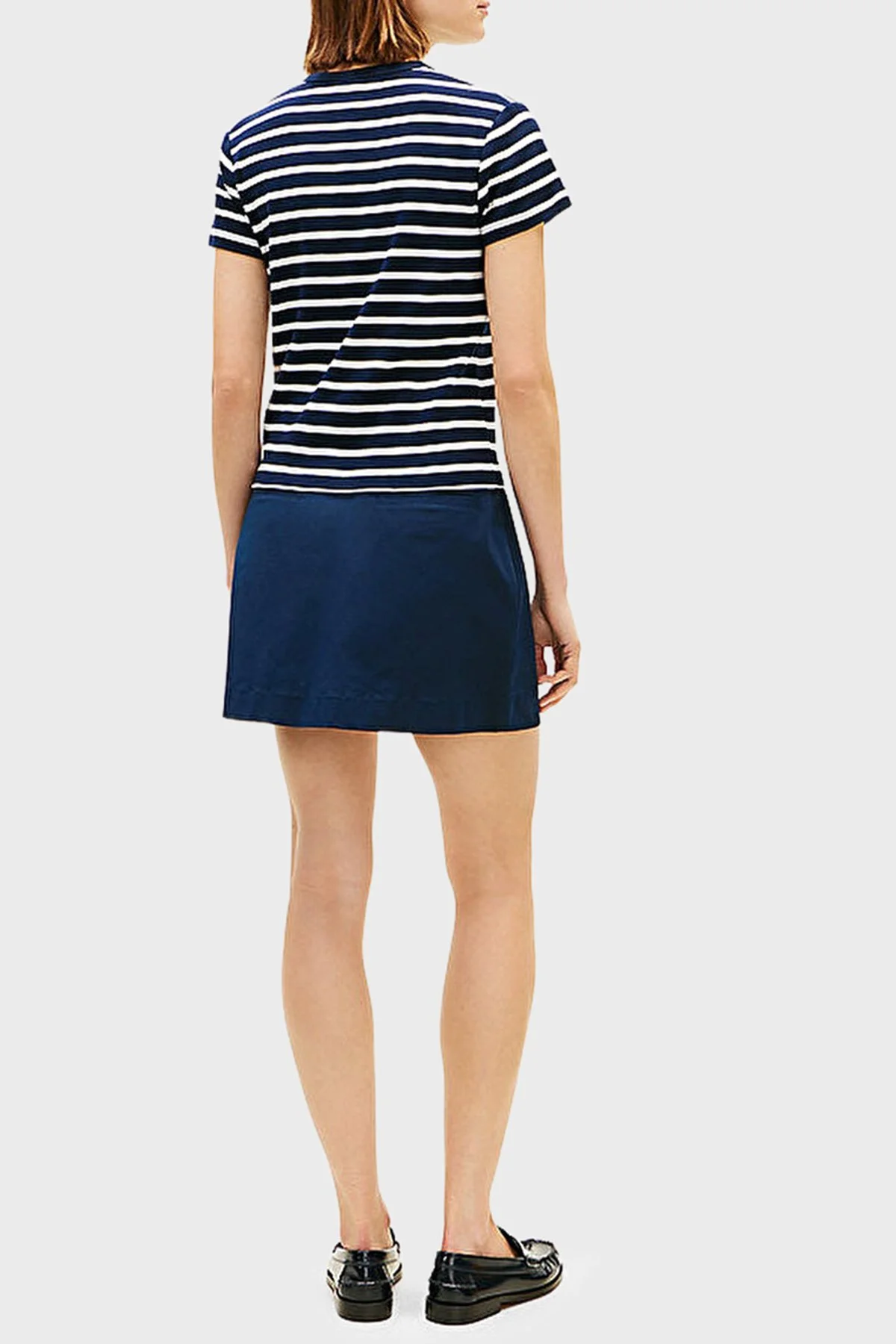 Tommy Hilfiger Logolu % 100 Pamuk Slim Fit Düğme Detaylı Bayan T Shirt WW0WW48709 0X3 LACİVERT-BEYAZ - 3