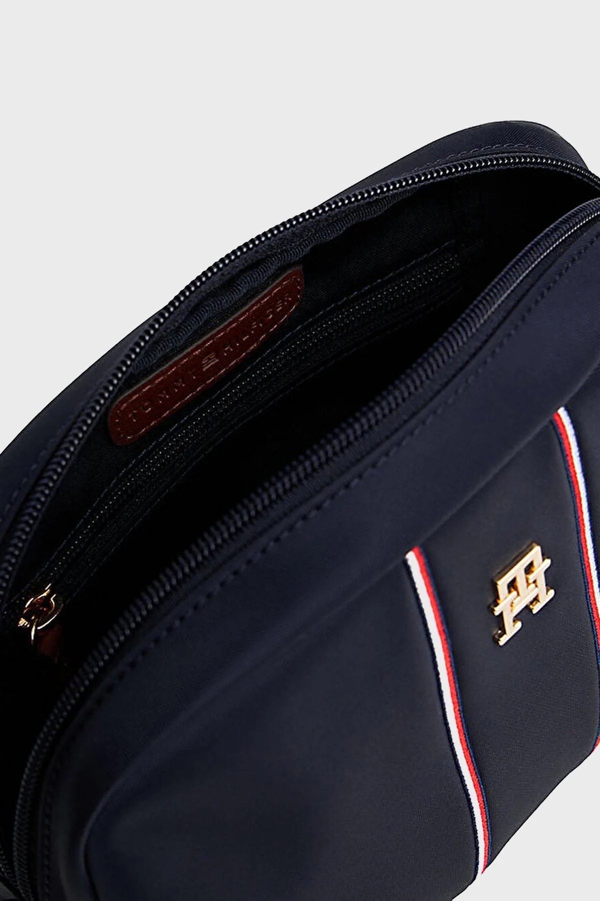 Tommy Hilfiger Logolu Ayarlabilir Askılı Mini Kadın Çanta AW0AW17710 0GY LACİVERT - 4