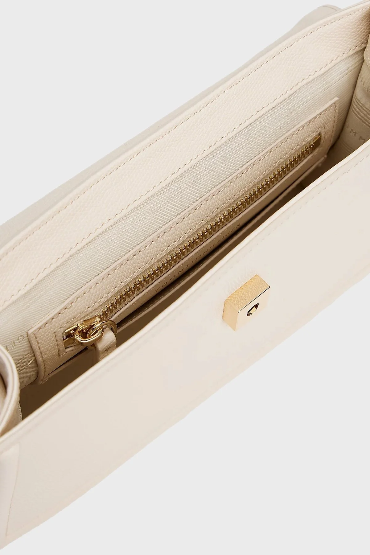 Tommy Hilfiger Logolu Ayarlanabilir Askılı Bayan Çanta AW0AW17176 AA8 BEJ - 4