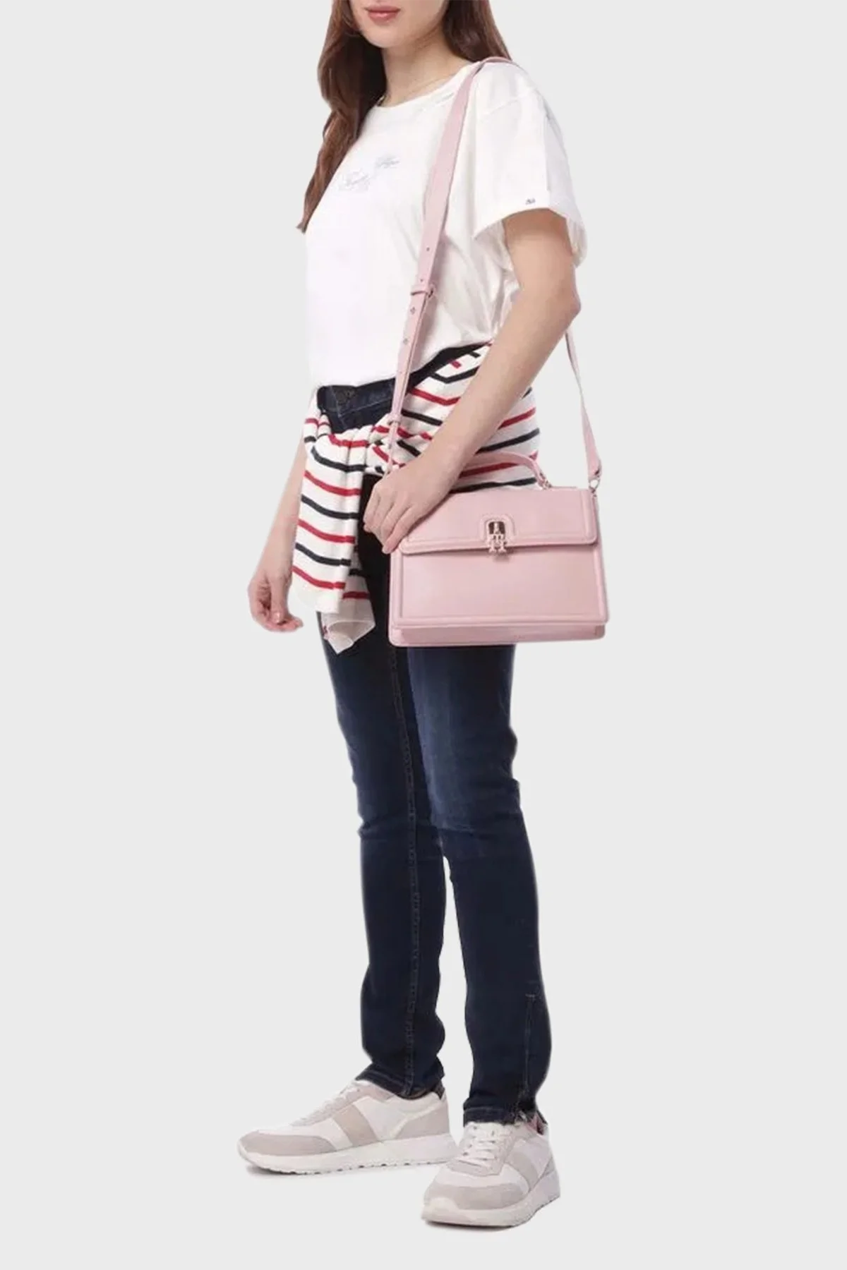 Tommy Hilfiger Logolu Ayarlanabilir Askılı Bayan Çanta AW0AW17176 TQN AÇIK PEMBE - 7