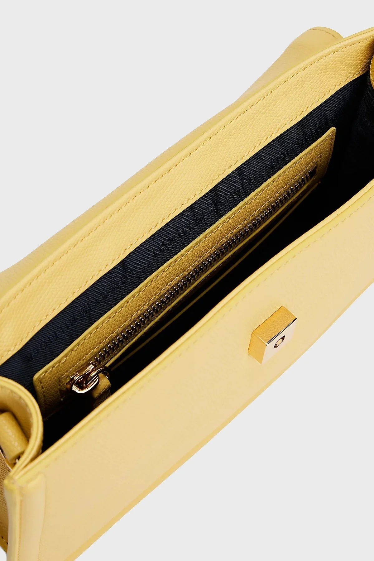 Tommy Hilfiger Logolu Ayarlanabilir Askılı Bayan Çanta AW0AW17176 ZQM SARI - 4