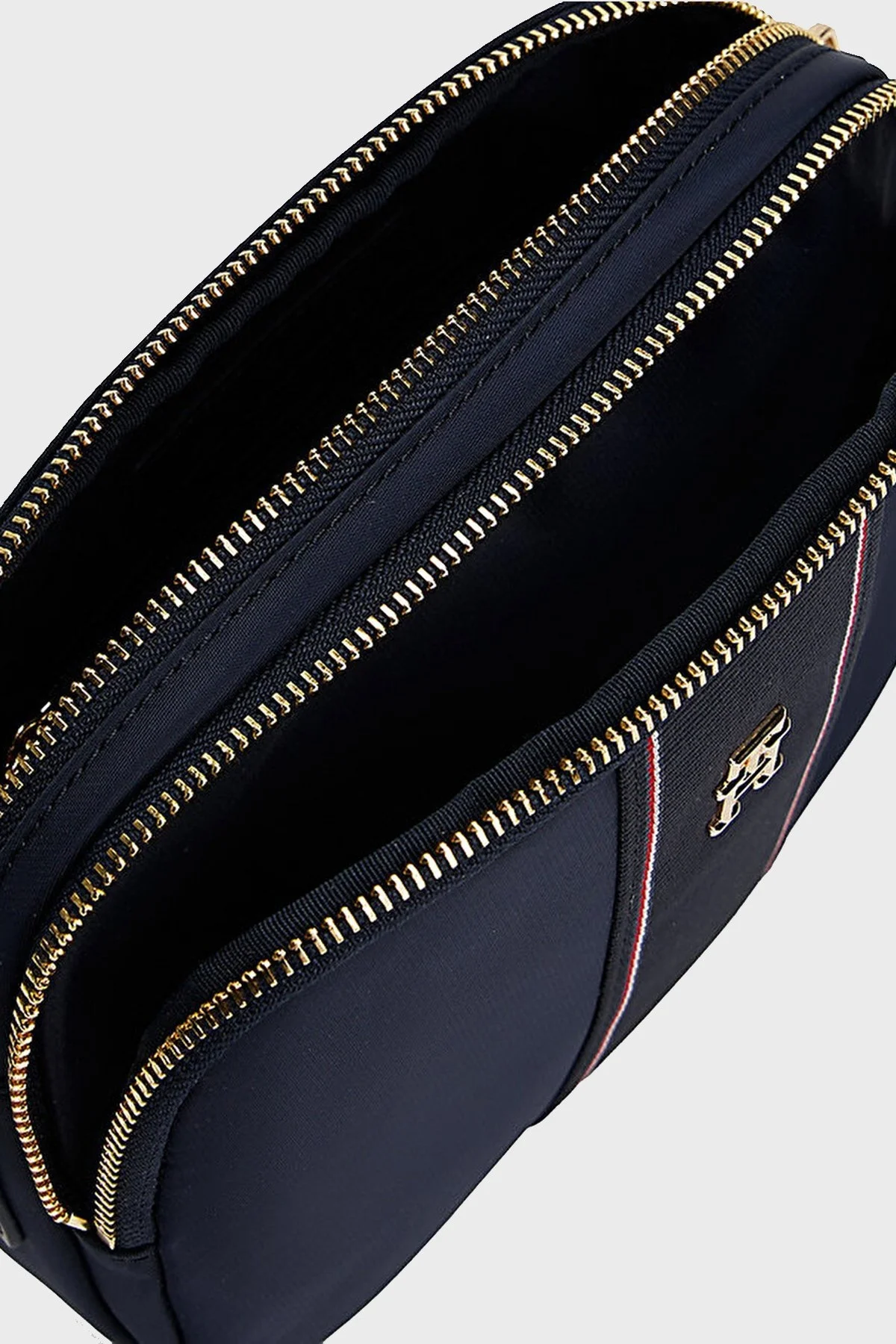 Tommy Hilfiger Logolu Ayarlanabilir Askılı Bayan Çanta AW0AW17230 DW6 LACİVERT - 9