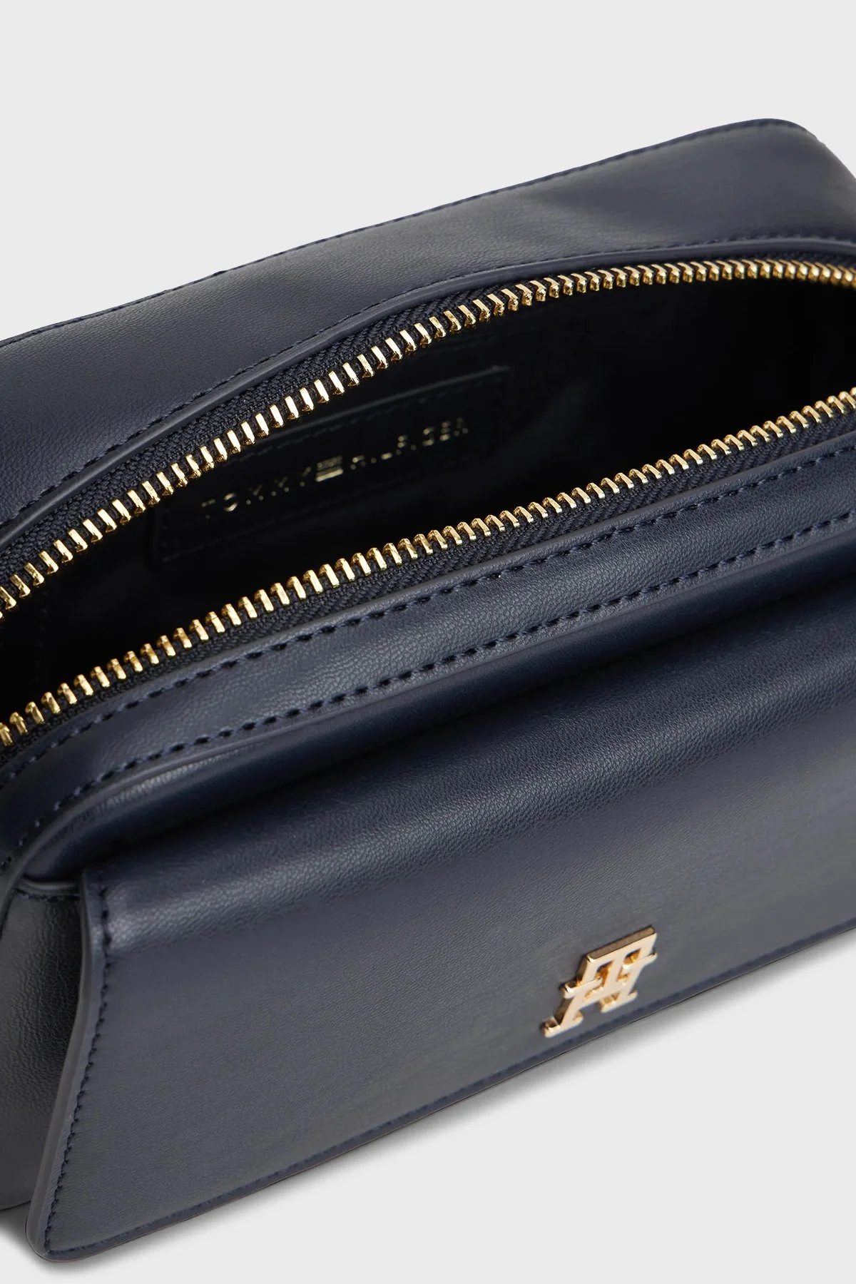 Tommy Hilfiger Logolu Ayarlanabilir Askılı Bayan Çanta AW0AW17680 DW6 LACİVERT - 5