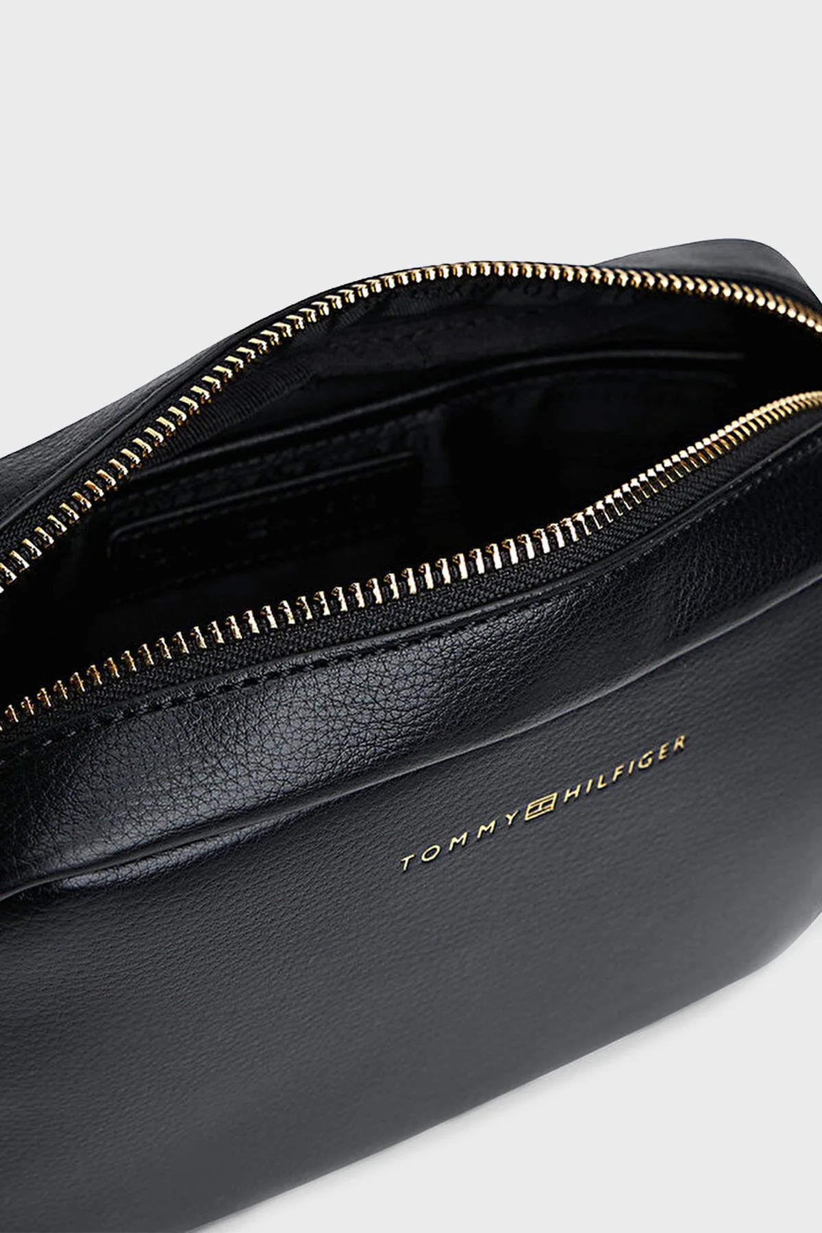 Tommy Hilfiger Logolu Ayarlanabilir Askılı Bayan Çanta AW0AW17689 BDS SİYAH - 4