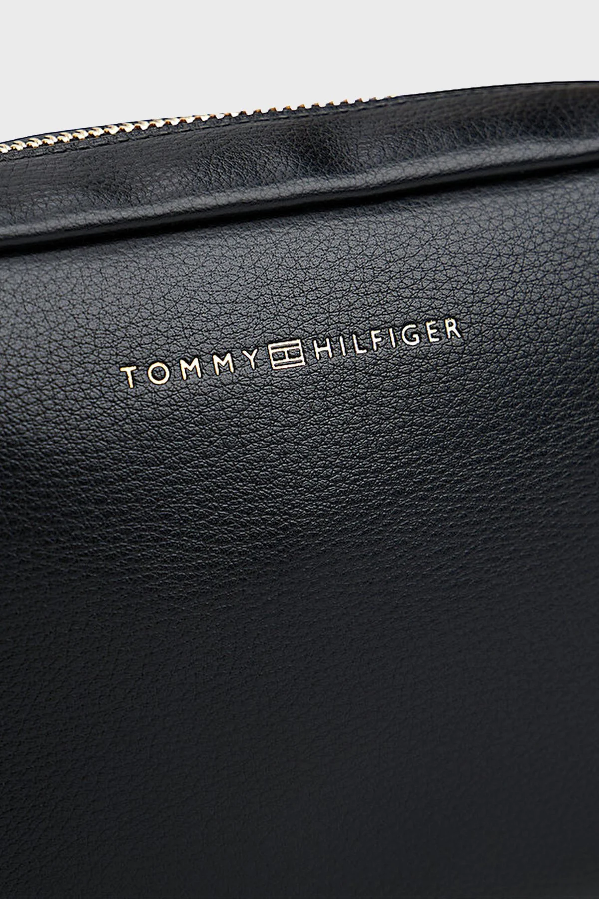 Tommy Hilfiger Logolu Ayarlanabilir Askılı Bayan Çanta AW0AW17689 BDS SİYAH - 5