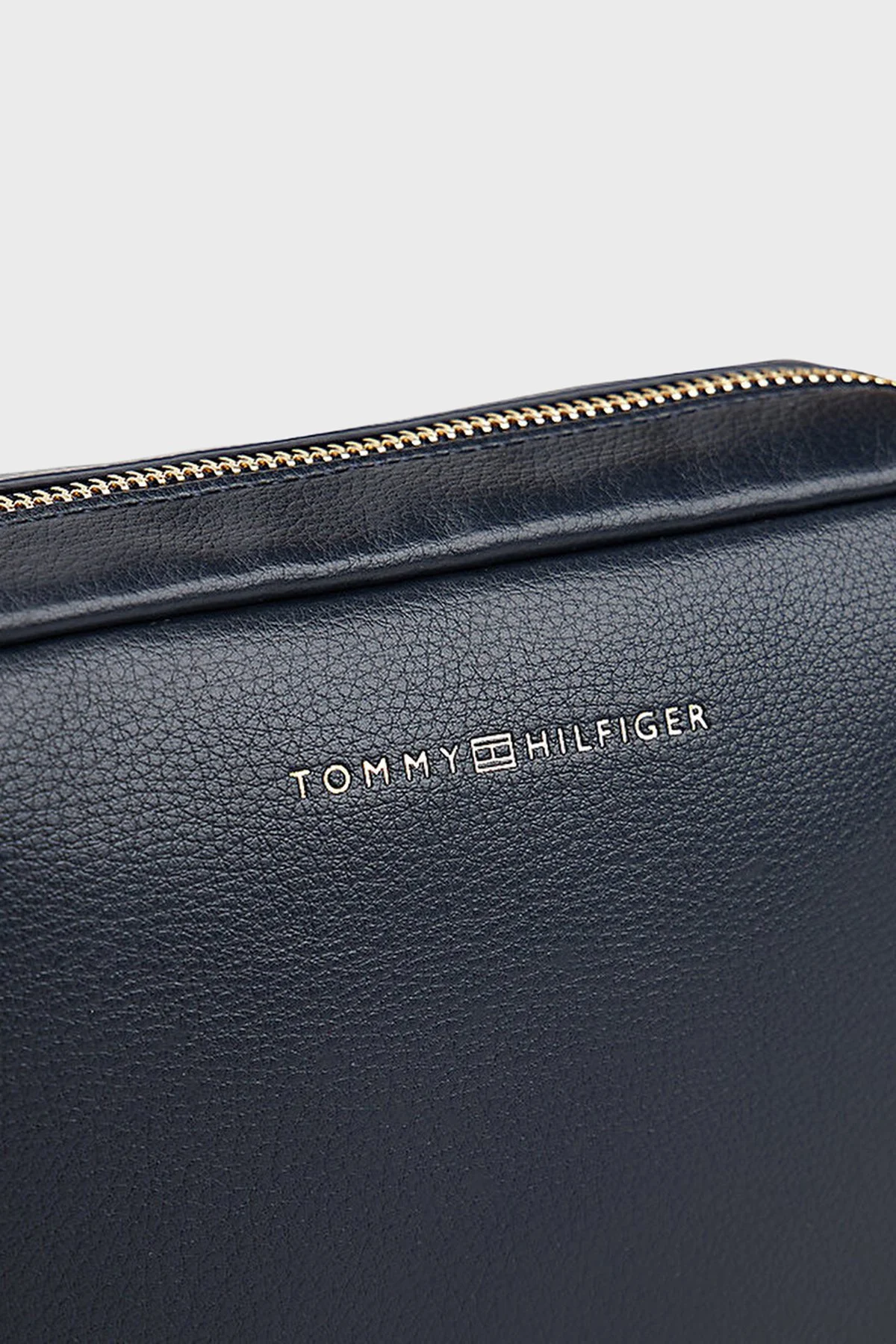 Tommy Hilfiger Logolu Ayarlanabilir Askılı Bayan Çanta AW0AW17689 DW6 LACİVERT - 5