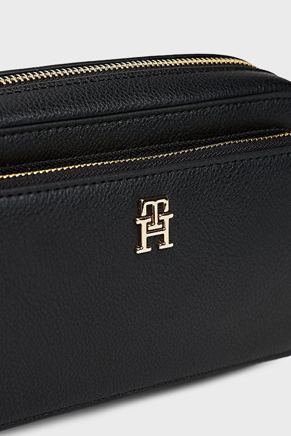 Tommy Hilfiger Logolu Ayarlanabilir Askılı Kadın Çanta AW0AW18120 BDS SİYAH - 4