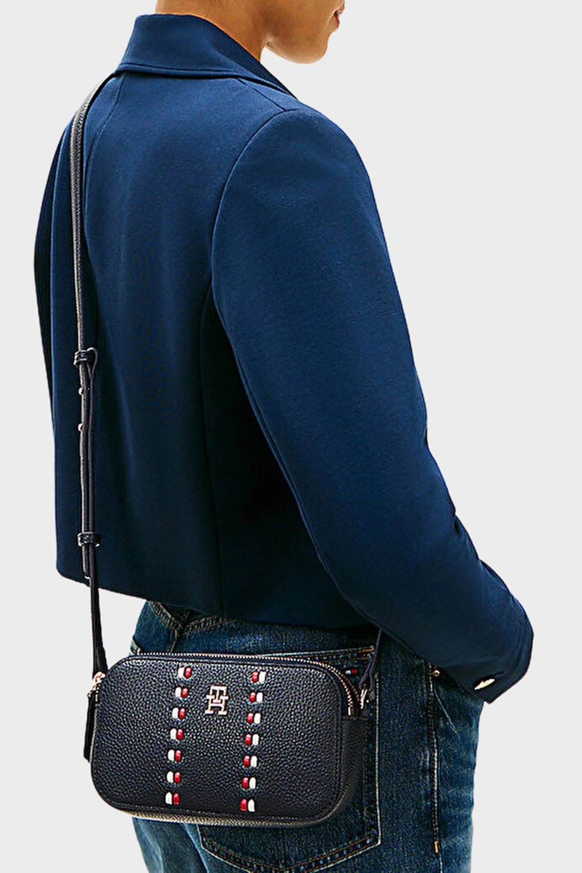 Tommy Hilfiger Logolu Ayarlanabilir Askılı Kadın Çanta AW0AW18153 DW6 LACİVERT - 2