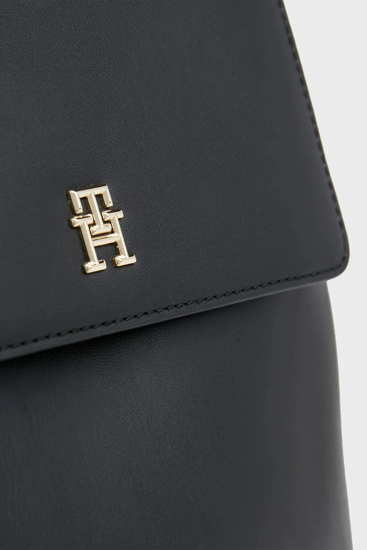 Tommy Hilfiger Logolu Ayarlanabilir Askılı Bayan Sırt Çantası AW0AW15722 BDS SİYAH - 4