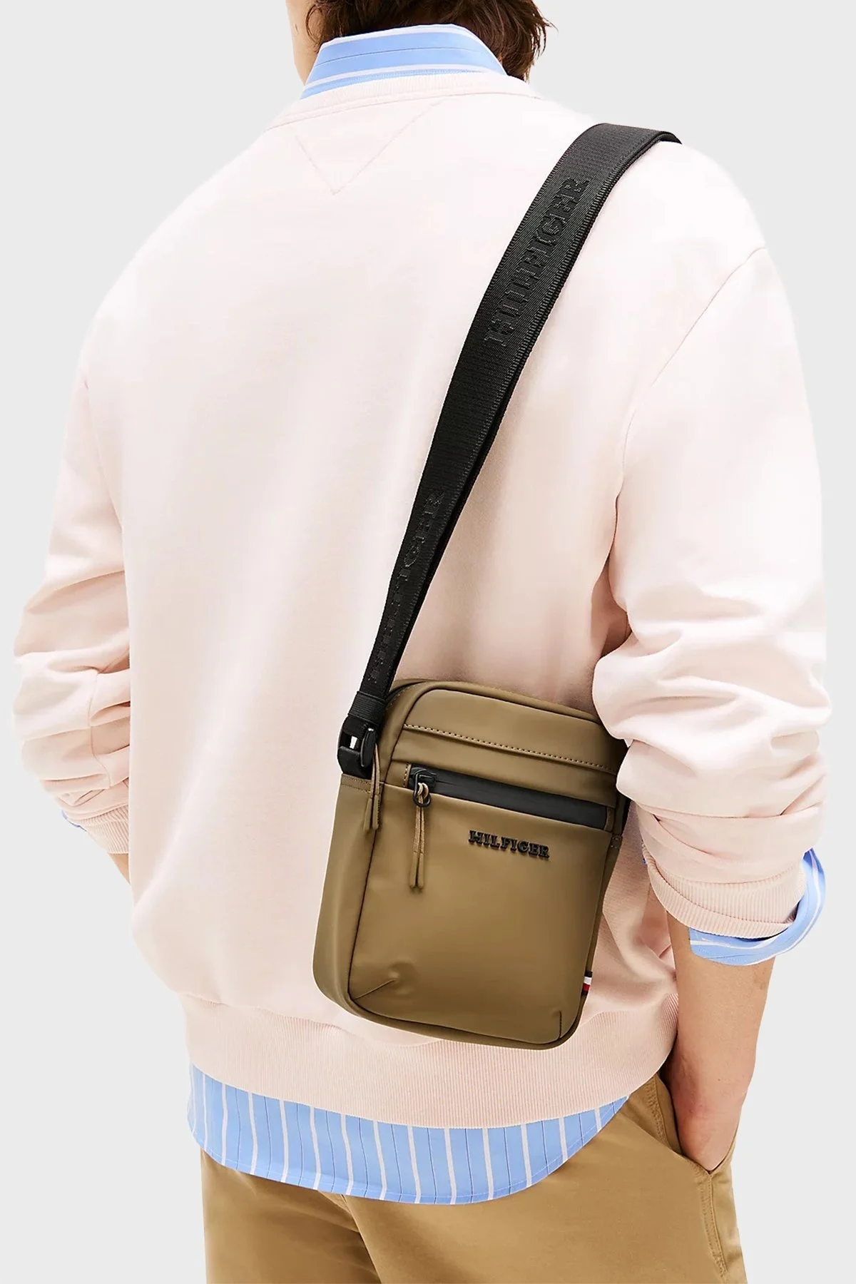 Tommy Hilfiger Logolu Ayarlanabilir Askılı Erkek Çanta AM0AM13498 GX2 KAHVE - 2