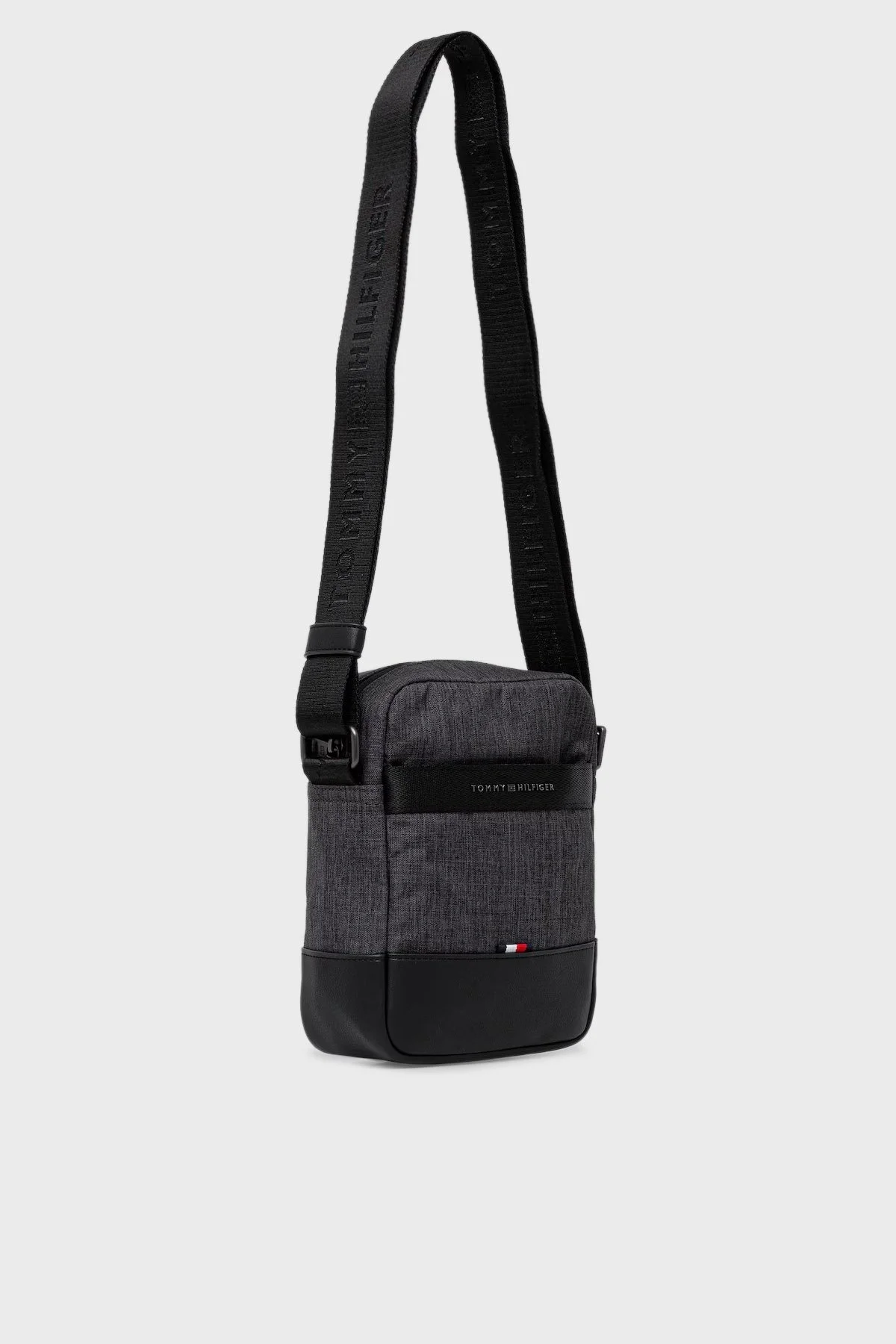 Tommy Hilfiger Logolu Ayarlanabilir Askılı Erkek Çanta AM0AM13582 0GJ SİYAH - 3