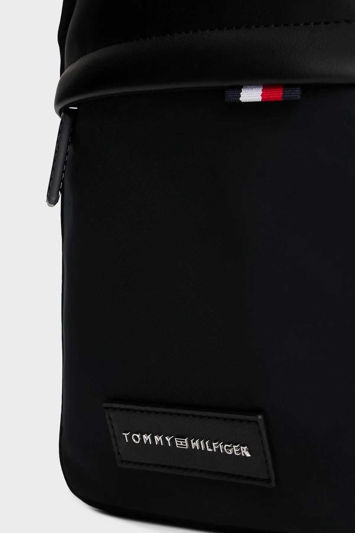 Tommy Hilfiger Logolu Ayarlanabilir Askılı Erkek Çanta AM0AM13618 BDS SİYAH - 5