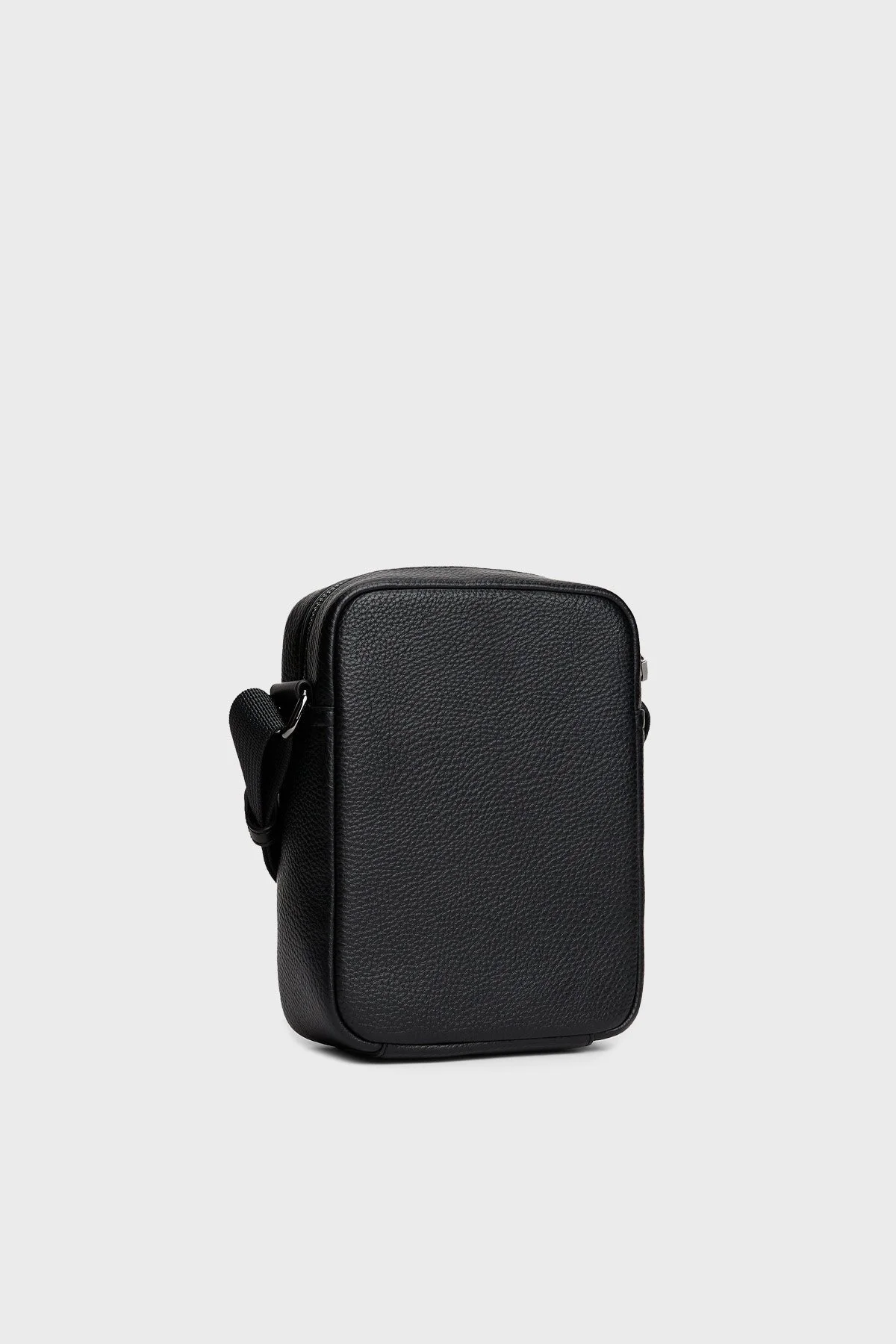 Tommy Hilfiger Logolu Ayarlanabilir Askılı Erkek Çanta AM0AM13632 BDS SİYAH - 3