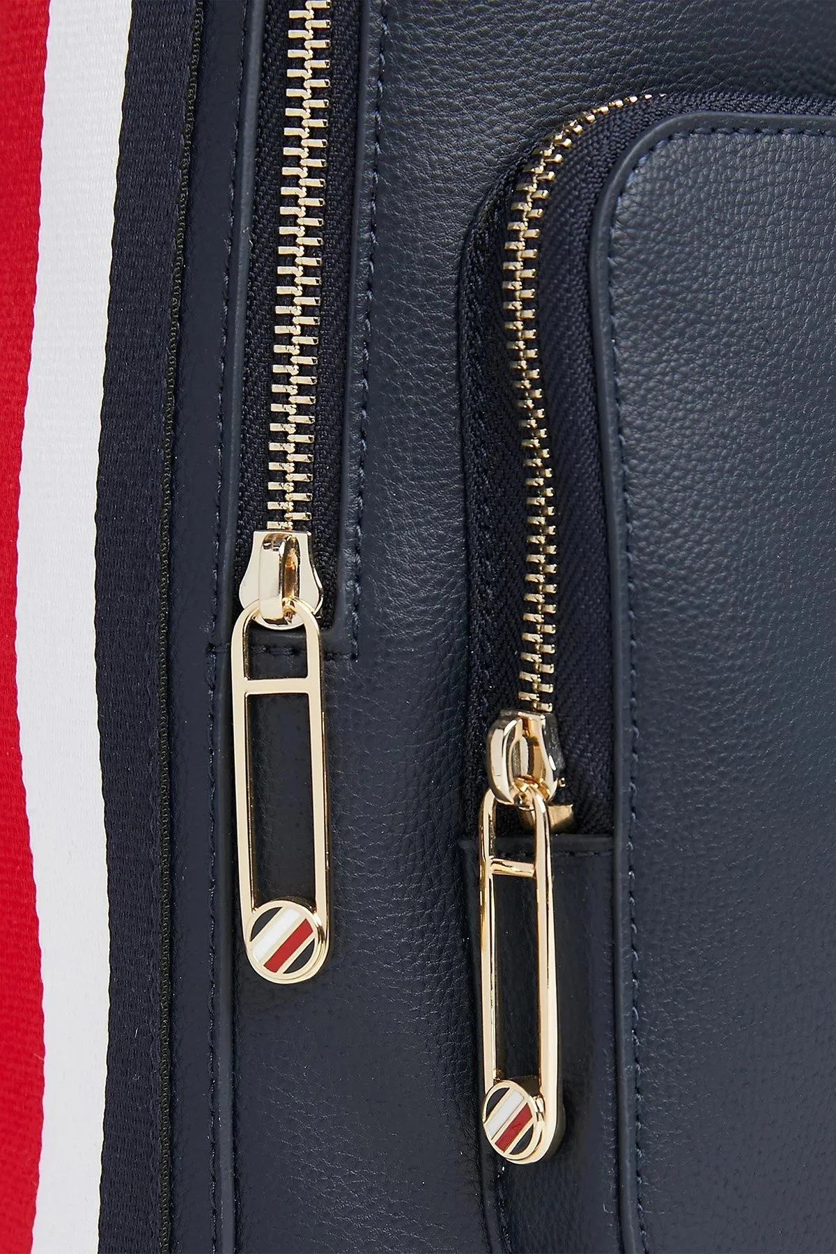 Tommy Hilfiger Logolu Ayarlanabilir Askılı Sırt sı Bayan Çanta AW0AW15710 DW6 LACİVERT - 3
