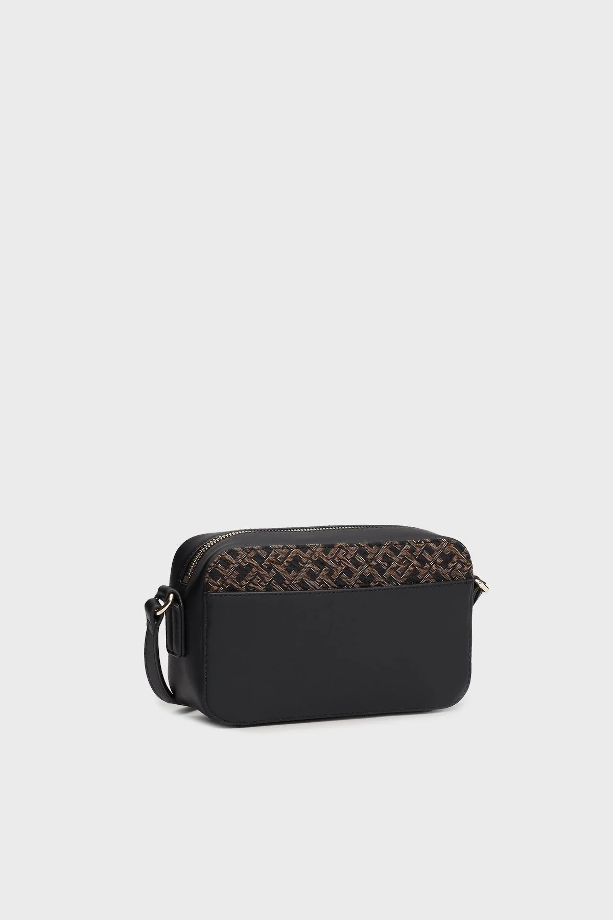 Tommy Hilfiger Logolu Ayarlanabilir Çapraz Askılı Bayan Çanta AW0AW17073 BDS SİYAH - 10