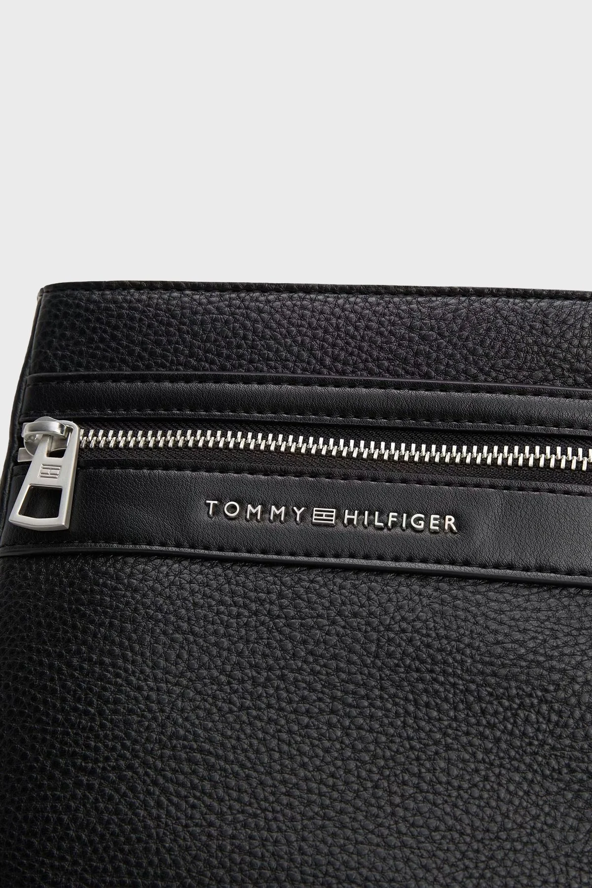 Tommy Hilfiger Logolu Ayarlanabilir Çapraz Askılı Erkek Çanta AM0AM13205 BDS SİYAH - 4