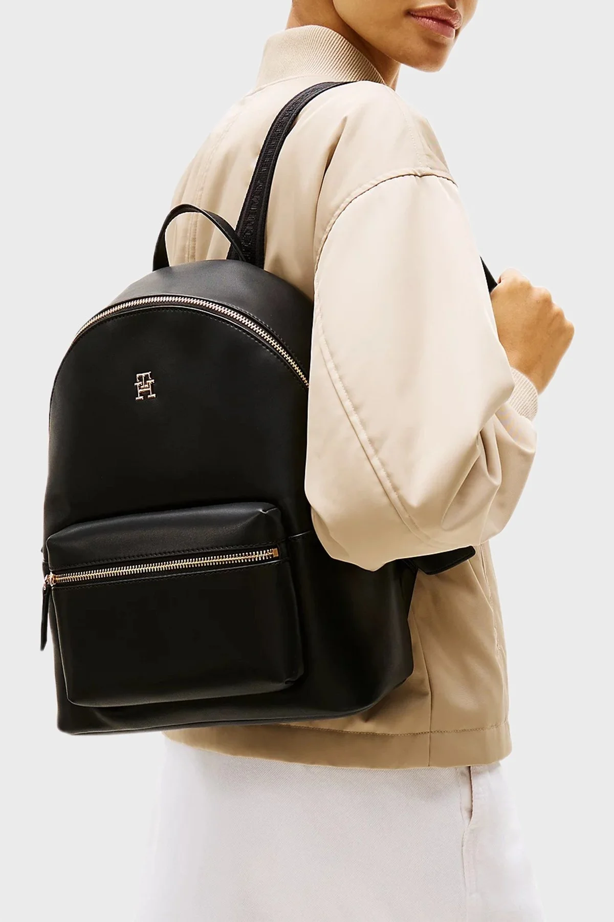 Tommy Hilfiger Logolu Ayarlanabilir Çift Askılı Bayan Sırt Çantası AW0AW17163 BDS SİYAH - 2