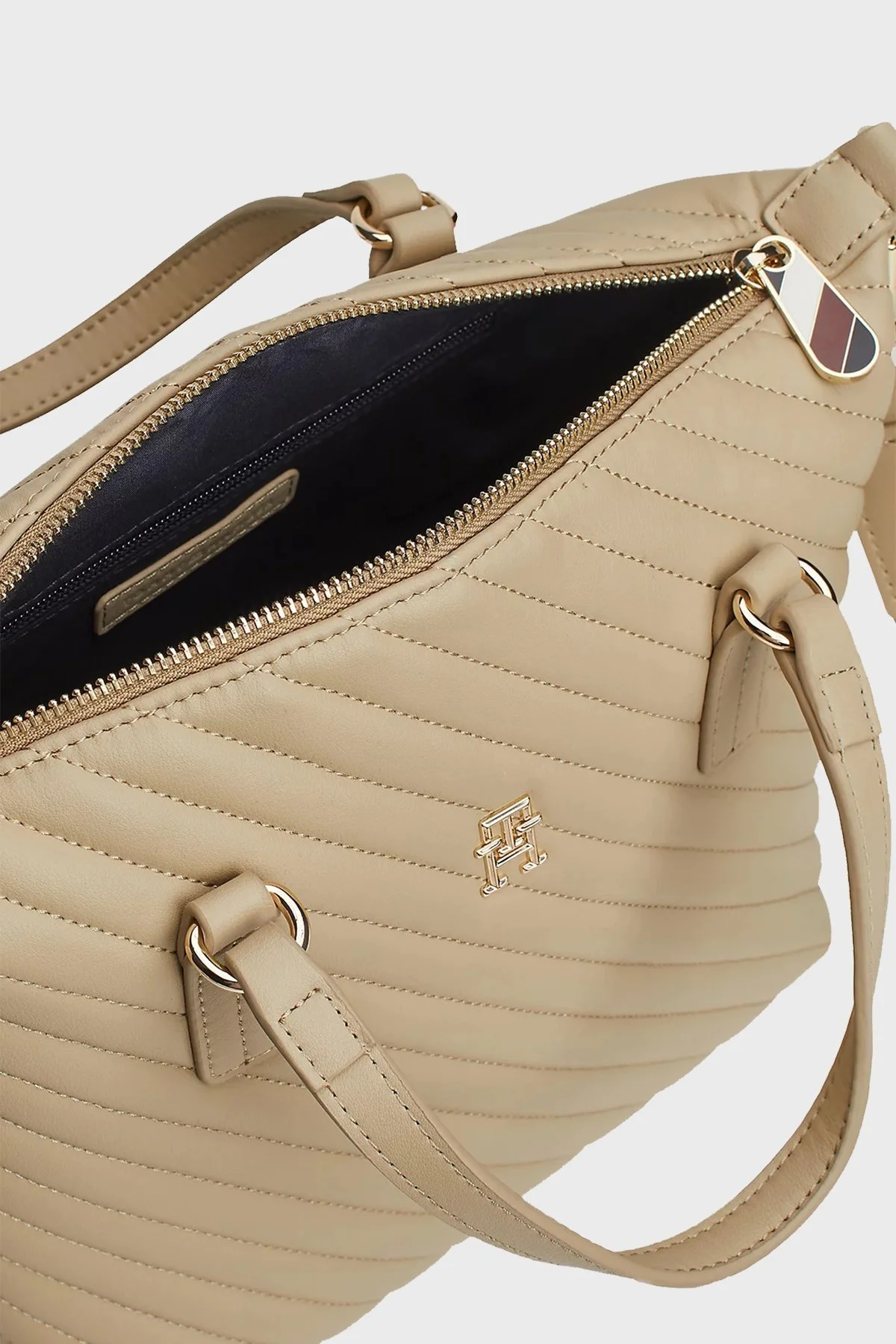 Tommy Hilfiger Logolu Ayarlanabilir Çıkarılabilir Çapraz Askılı Bayan Çanta AW0AW17012 AEG BEJ - 4