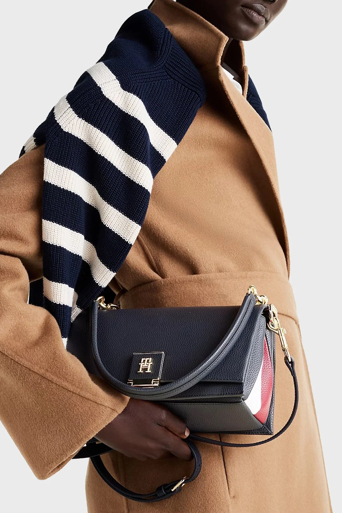 Tommy Hilfiger Logolu Ayarlanabilir Çıkarılabilir Omuz Askılı Bayan Çanta AW0AW17026 DW6 LACİVERT - 7