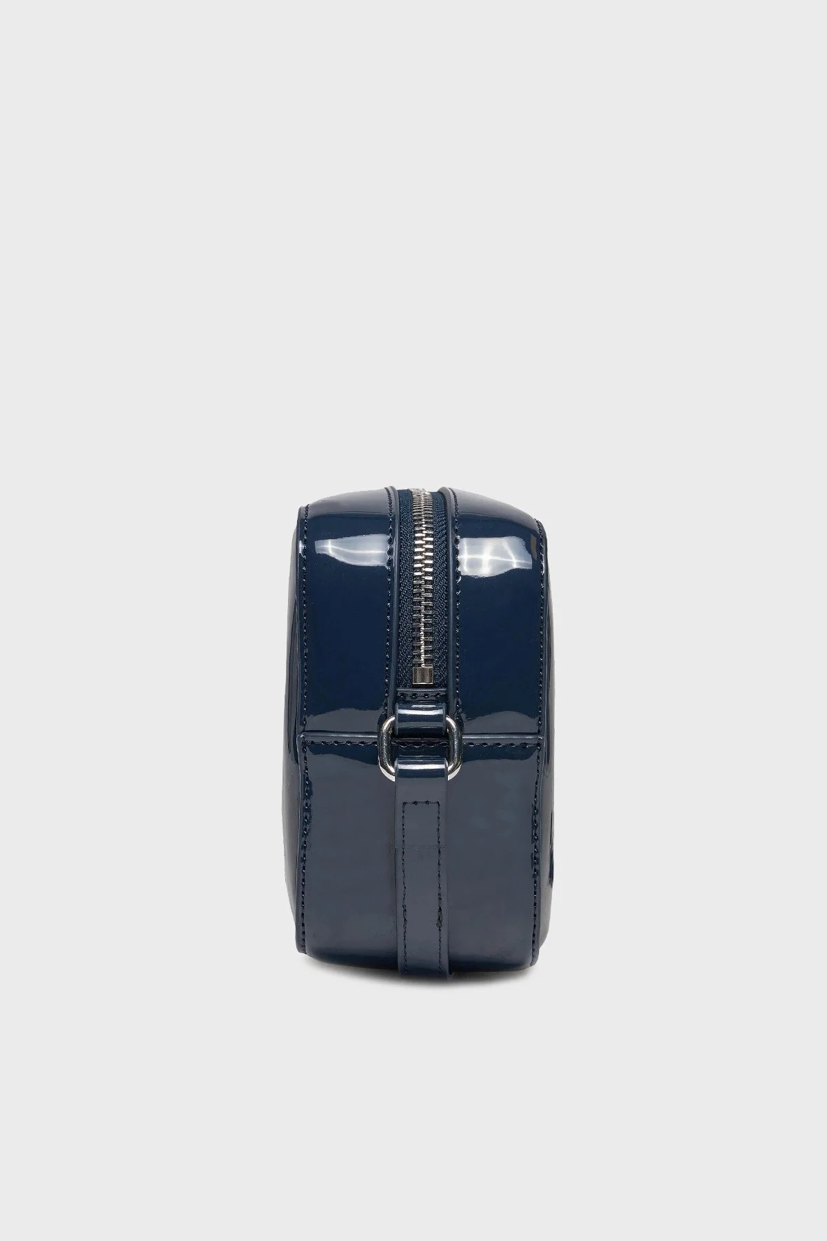 Tommy Hilfiger Logolu Ayarlanabilir Omuz Askılı Bayan Çanta AW0AW15826 C1G LACİVERT - 2