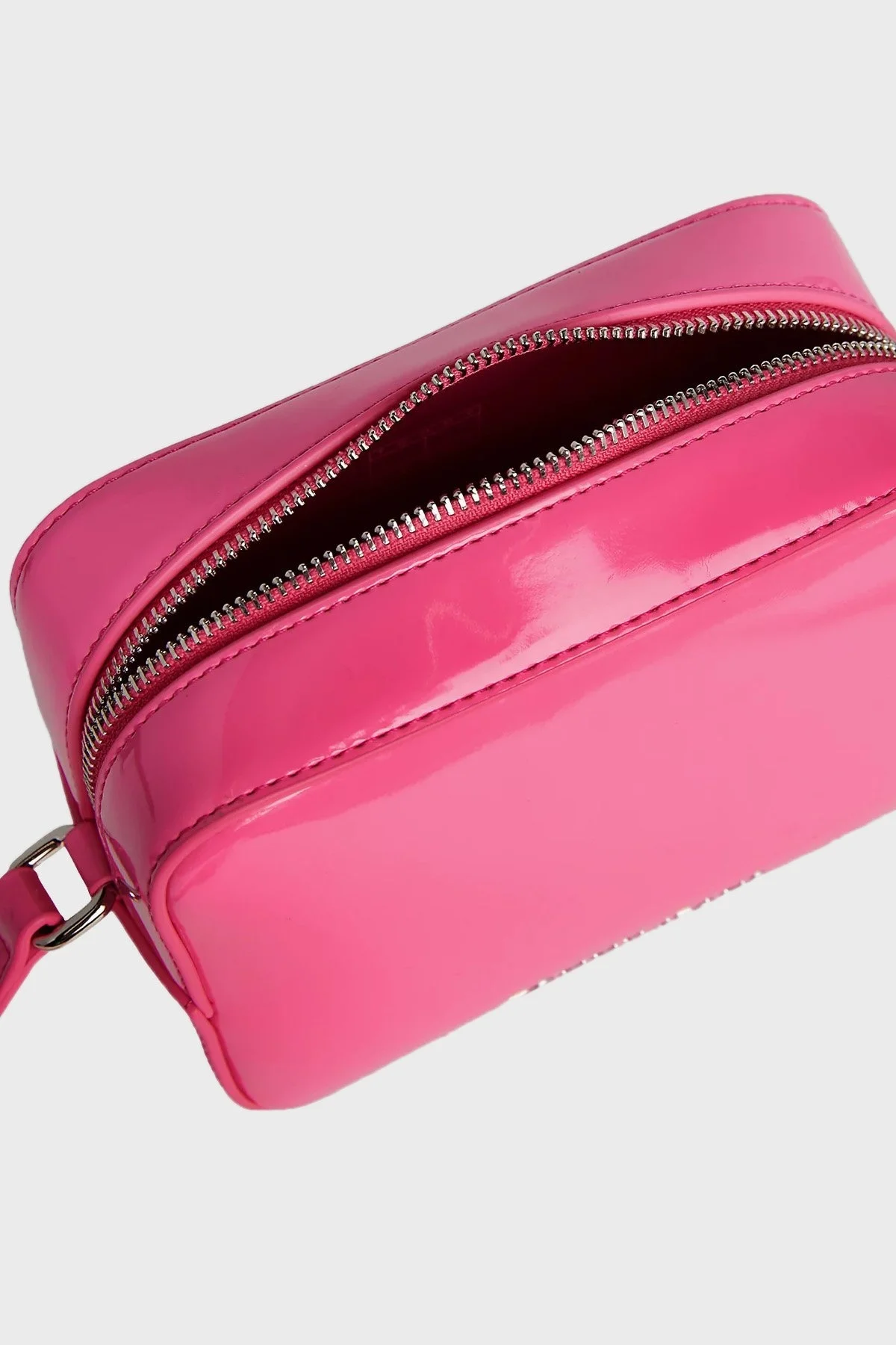 Tommy Hilfiger Logolu Ayarlanabilir Omuz Askılı Bayan Çanta AW0AW15826 THW PEMBE - 5