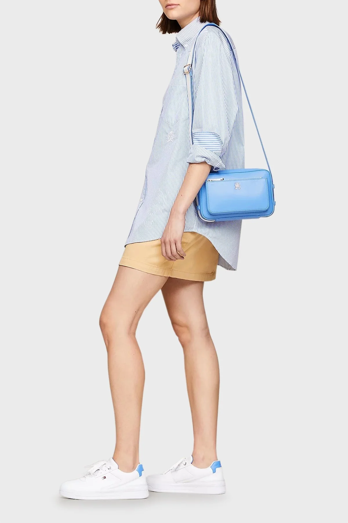 Tommy Hilfiger Logolu Ayarlanabilir Omuz Askılı Bayan Çanta AW0AW15991 C30 MAVİ - 2