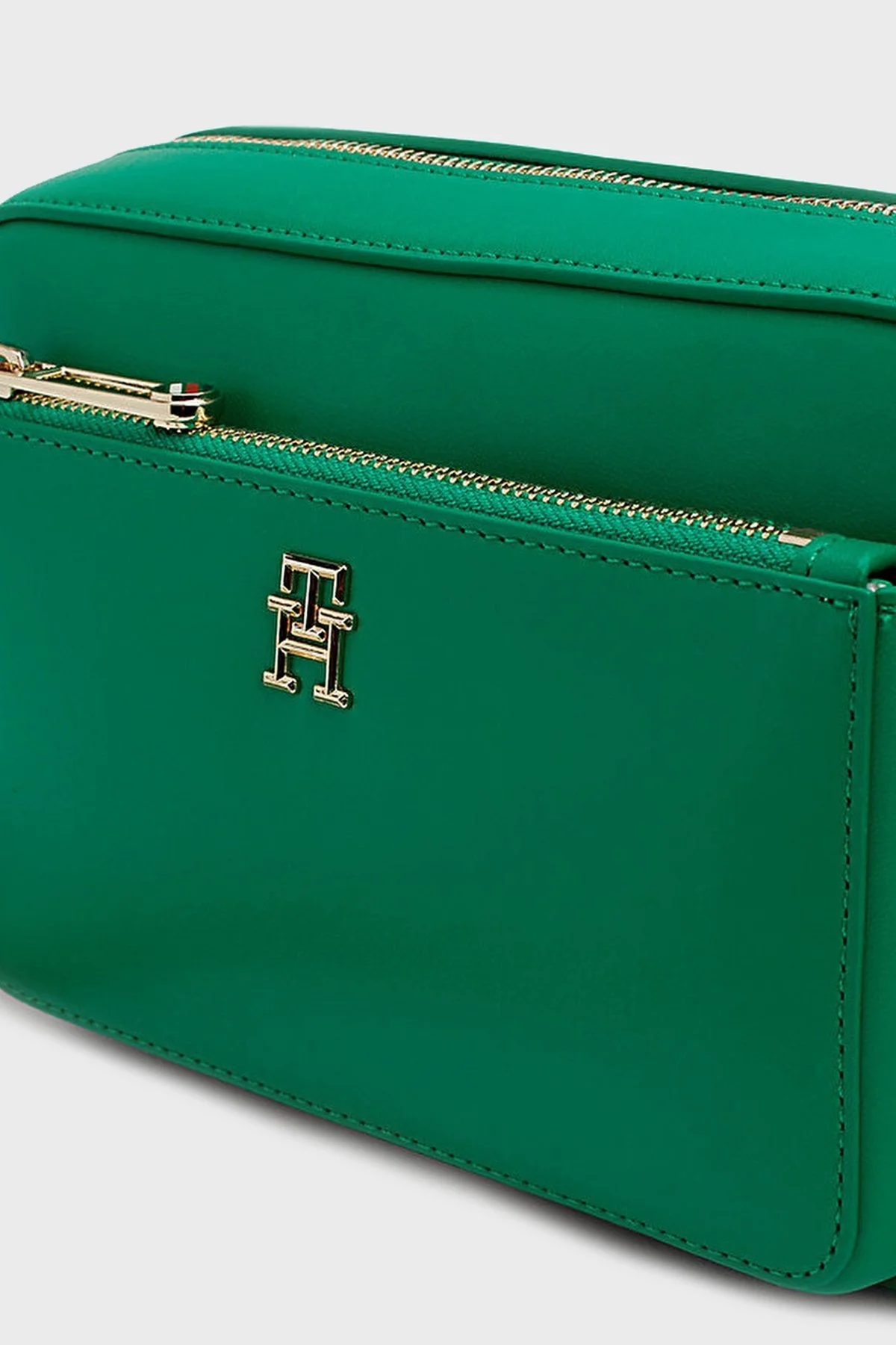 Tommy Hilfiger Logolu Ayarlanabilir Omuz Askılı Bayan Çanta AW0AW15991 L4B YEŞİL - 4
