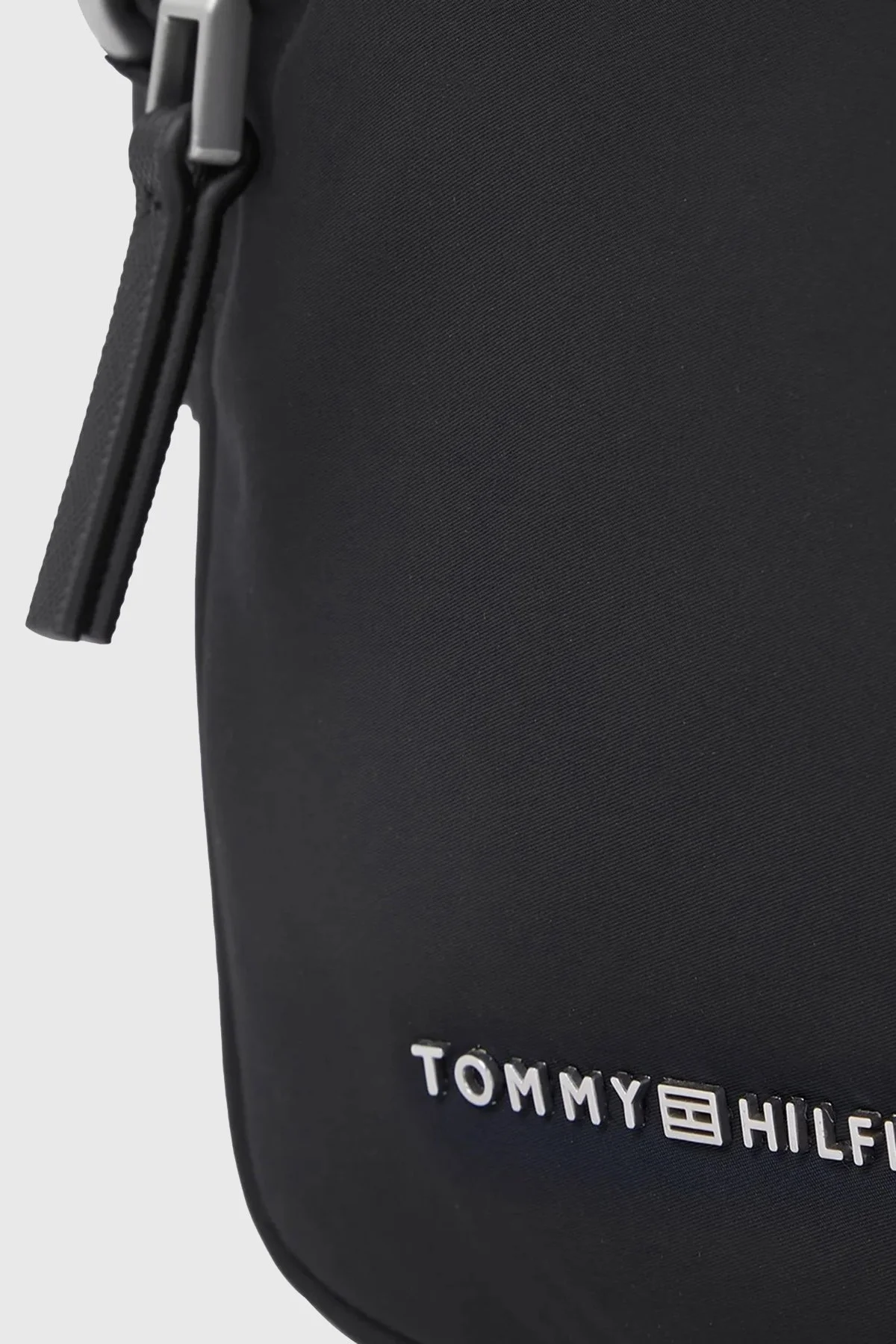 Tommy Hilfiger Logolu Ayarlanabilir Omuz Askılı Erkek Çanta AM0AM12217 BDS SİYAH - 4