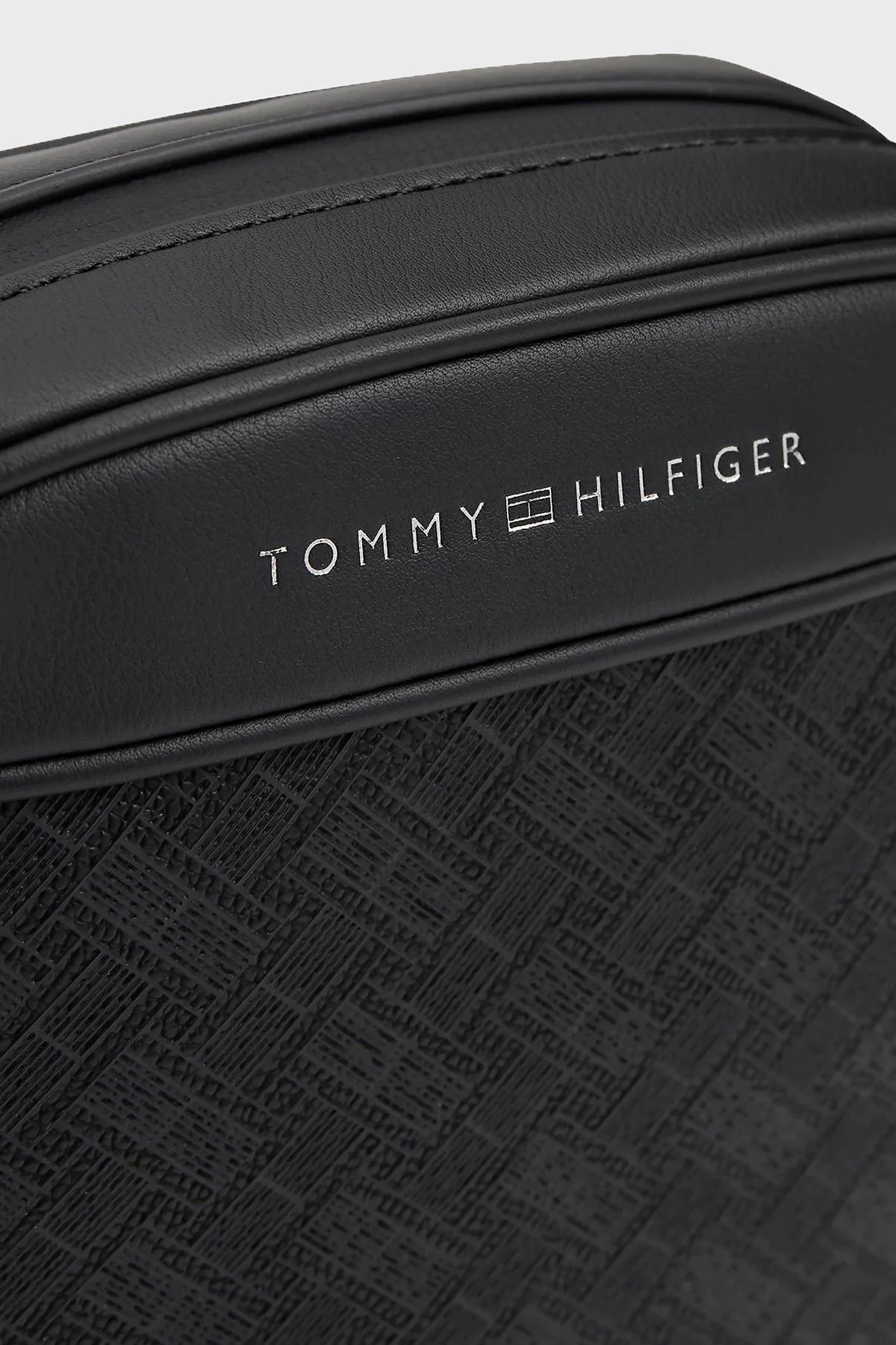 Tommy Hilfiger Logolu Ayarlanabilir Omuz Askılı Erkek Çanta AM0AM14844 BDS Siyah - 5