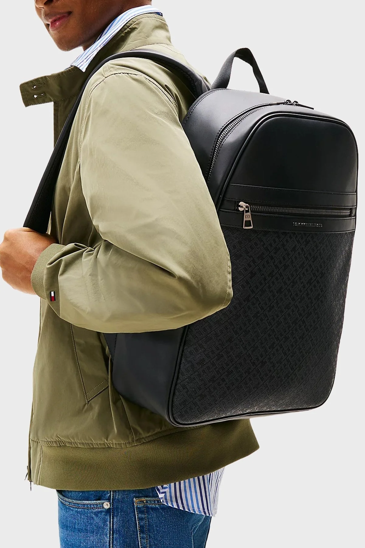 Tommy Hilfiger Logolu Ayarlanabilir Omuz Askılı Erkek Sırt Çantası AM0AM13490 BDS SİYAH - 2