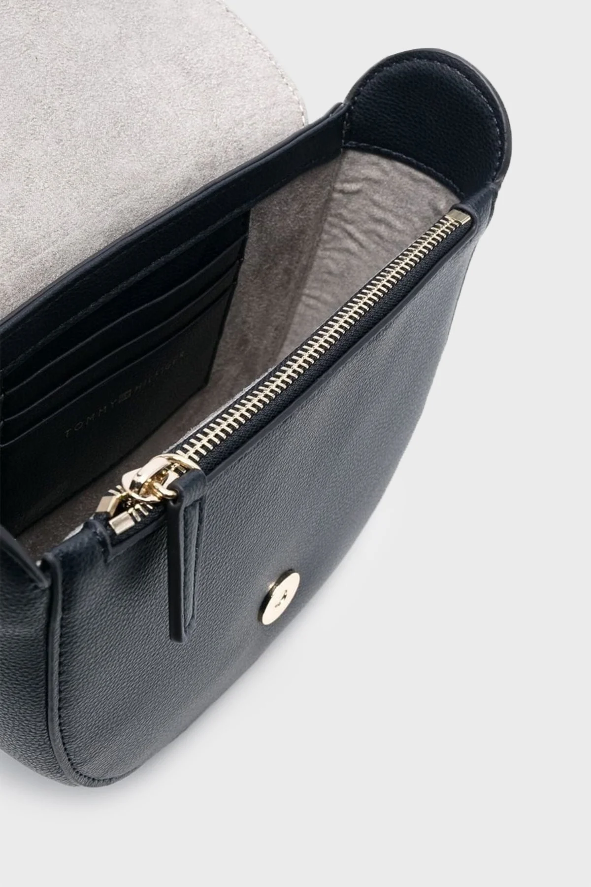 Tommy Hilfiger Logolu Ayarlanabilir ve Çıkarılabilir Uzatma Askılı Bayan Çanta AW0AW14167 DW6 SİYAH - 5