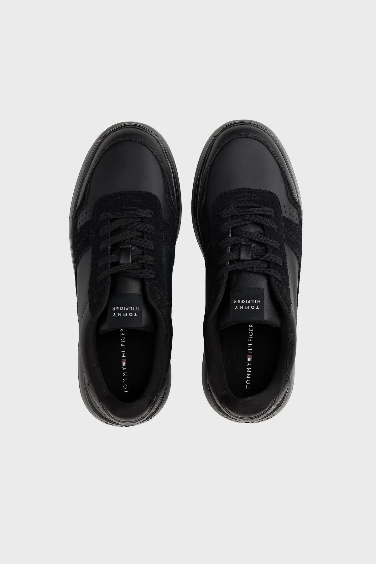 Tommy Hilfiger Logolu Bağcıklı Sneaker Erkek Ayakkabı FM0FM05636 BDS SİYAH - 5