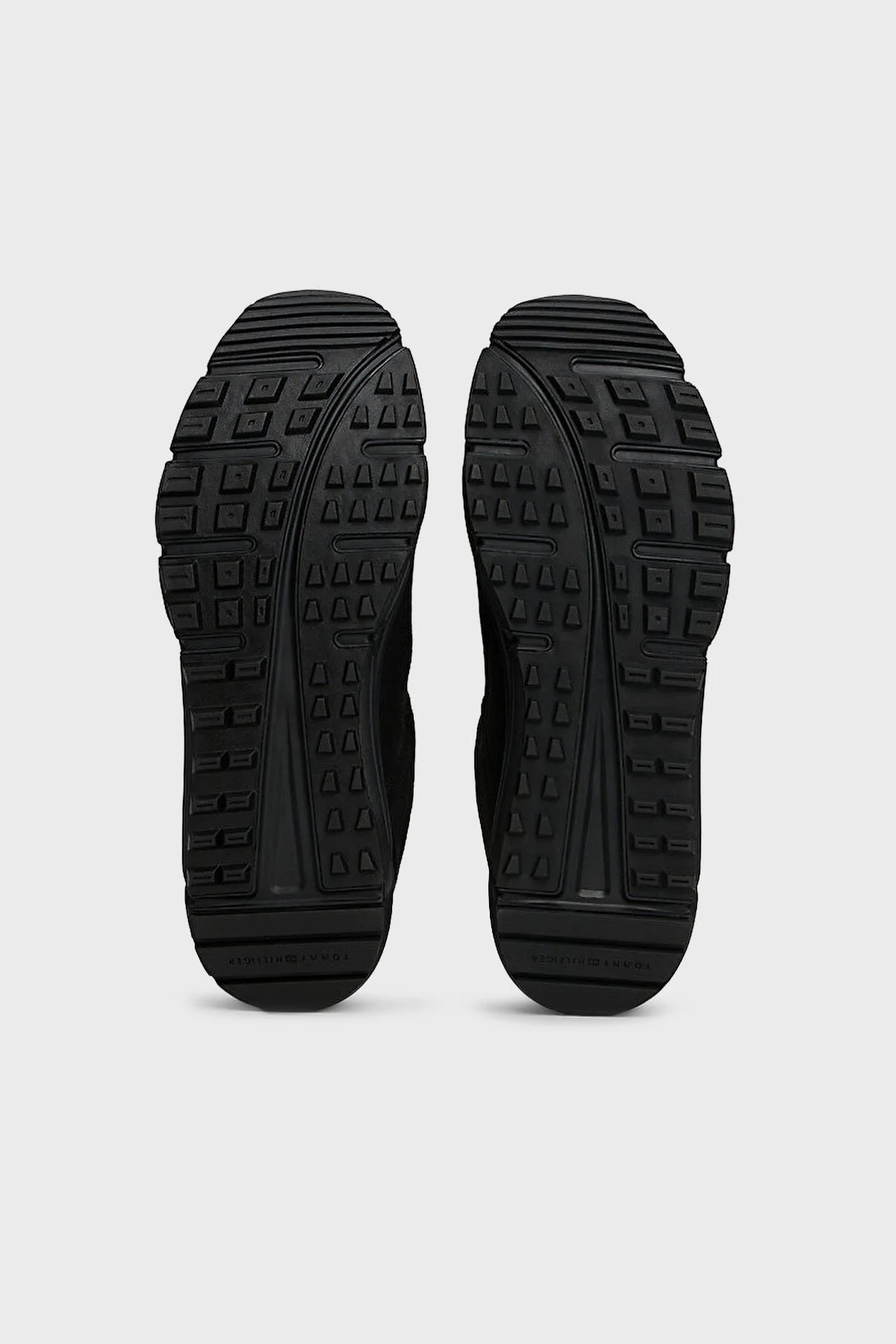 Tommy Hilfiger Logolu Bağcıklı Sneaker Erkek Ayakkabı FM0FM0565 5BDS SİYAH - 5