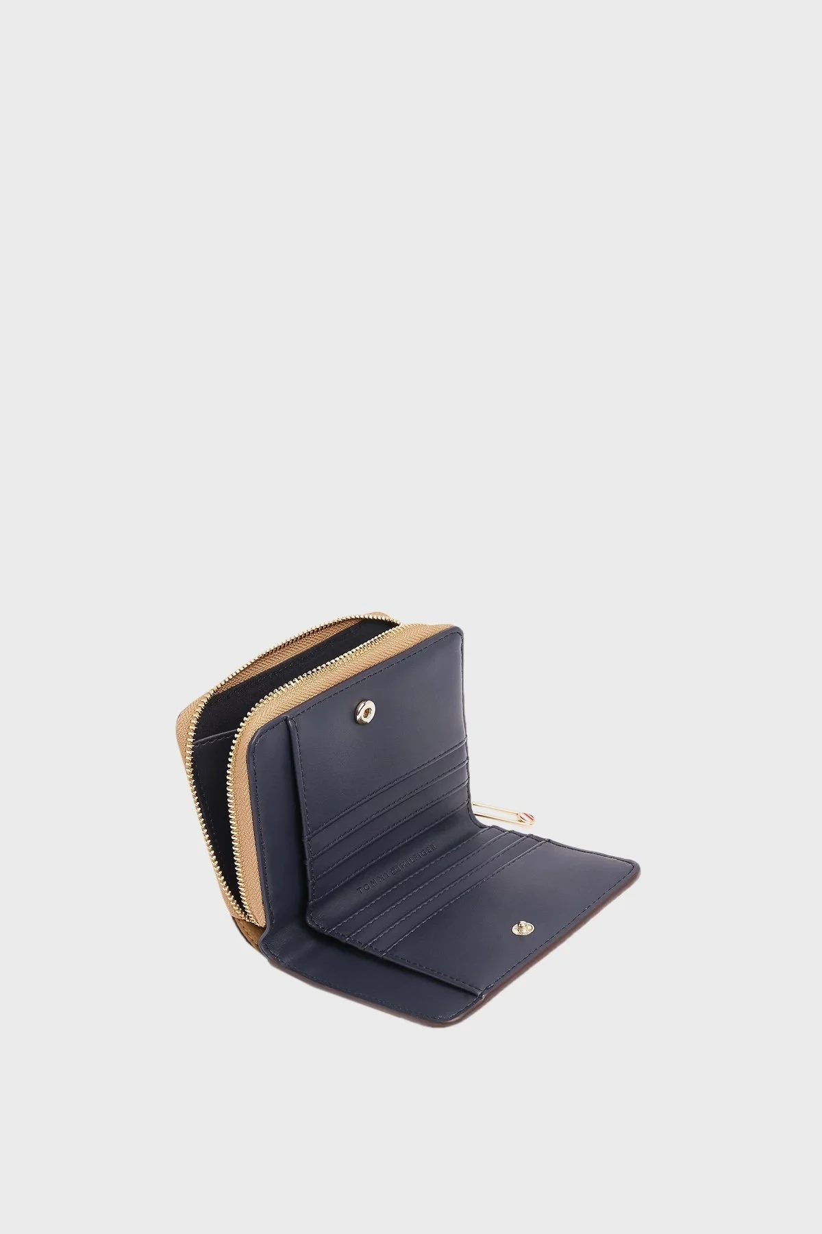 Tommy Hilfiger Logolu Bayan Cüzdan AW0AW16917 RBC KOYU HAKİ - 4