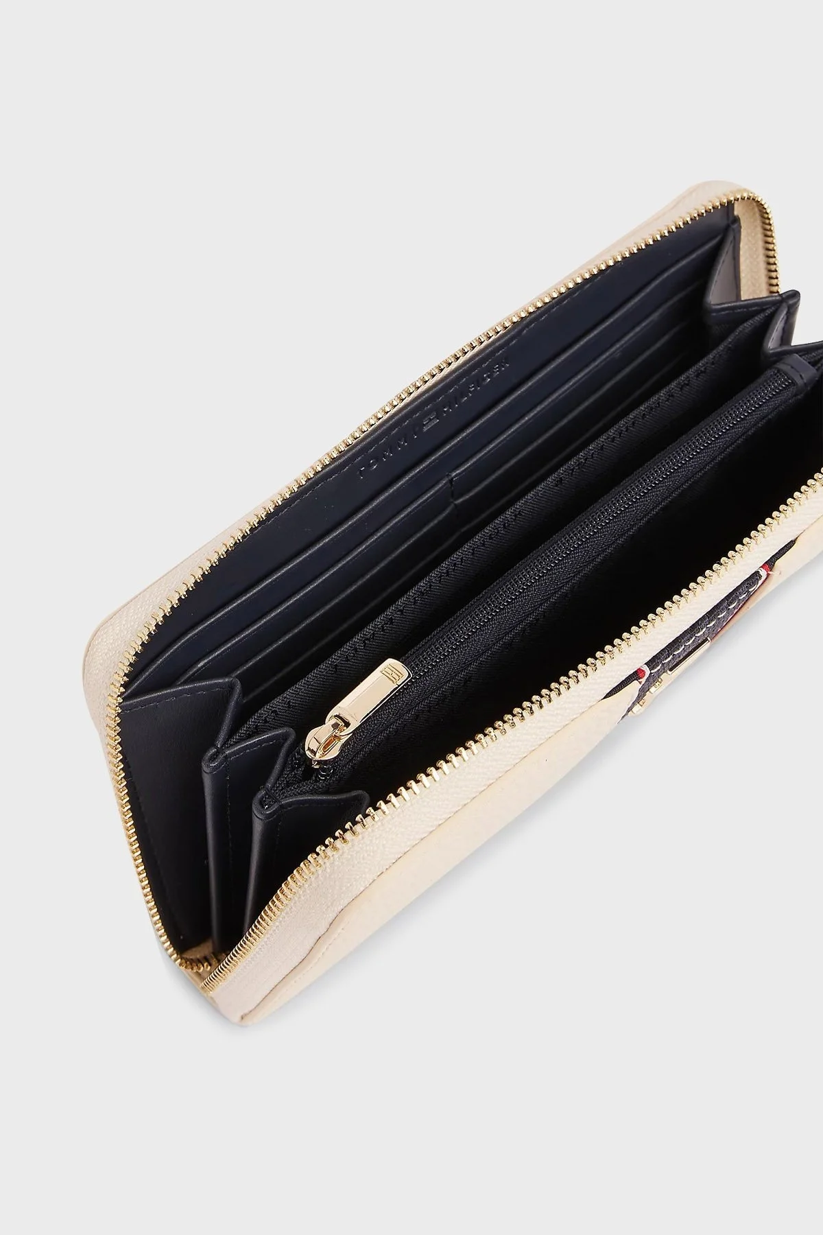 Tommy Hilfiger Logolu Bayan Cüzdan AW0AW16921 AA8 BEJ - 4