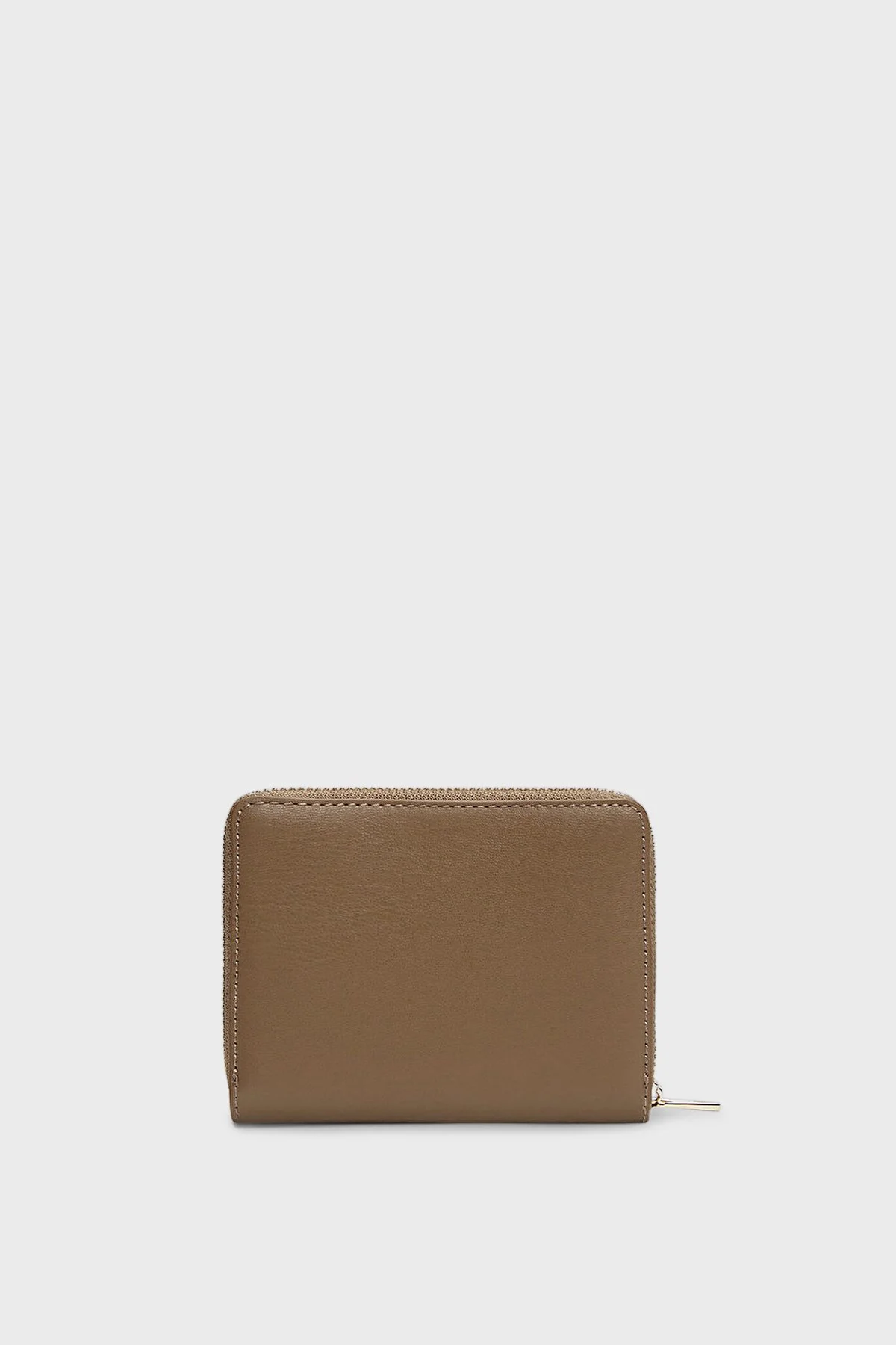 Tommy Hilfiger Logolu Kadın Cüzdan AW0AW17742 R07 VİZON - 2