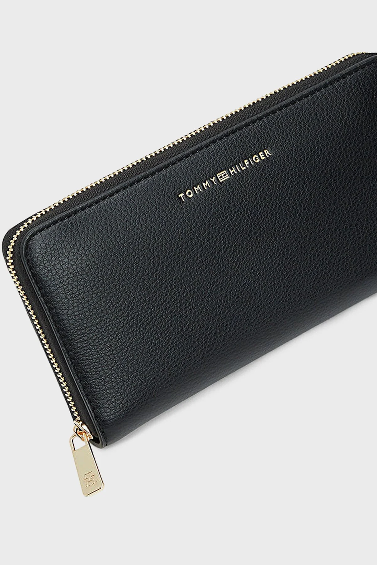 Tommy Hilfiger Logolu Bayan Cüzdan AW0AW18125 BDS SİYAH - 3