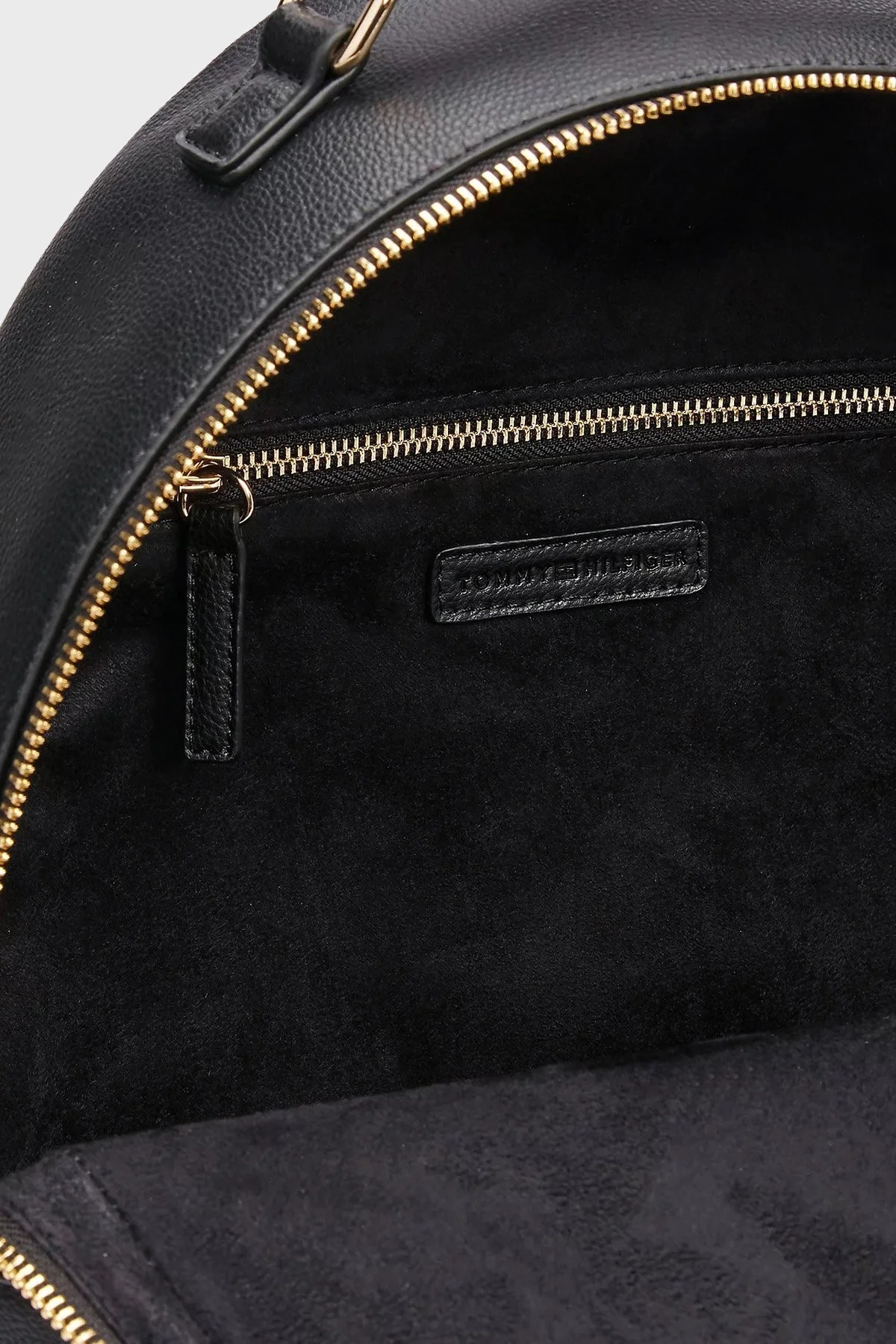 Tommy Hilfiger Logolu Bayan Sırt Çantası AW0AW16915 BDS SİYAH - 9