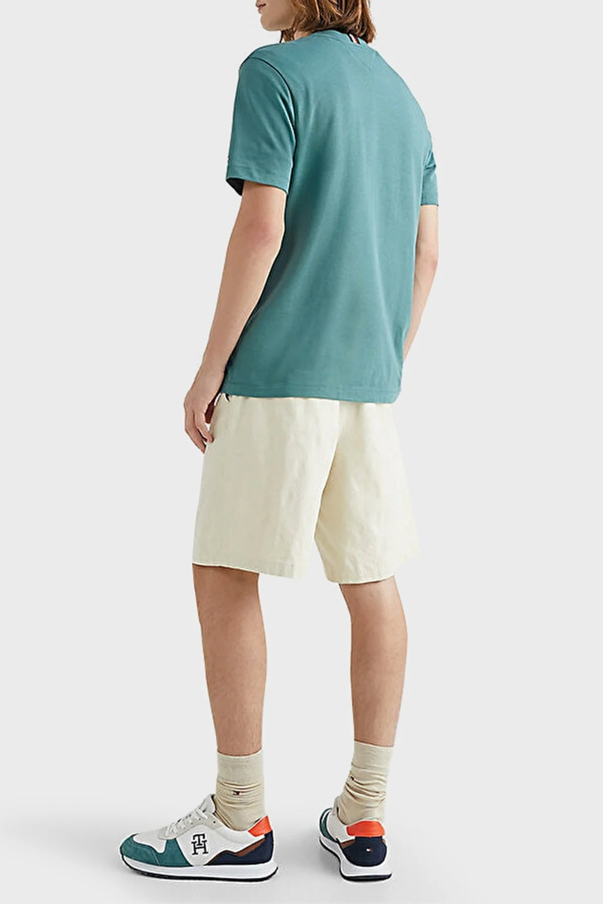 Tommy Hilfiger Logolu Bisiklet Yaka % 100 Pamuk Regular Fit Erkek T Shirt MW0MW30043 MB6 HAKİ - 3
